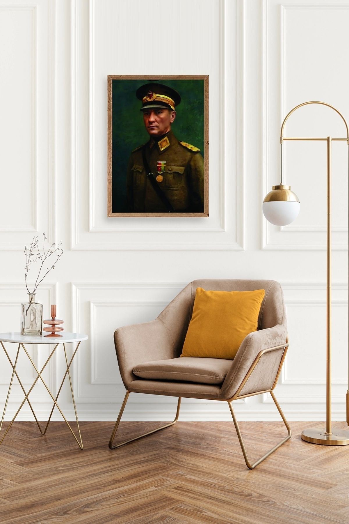 Atatürk Ahşap Çerçeveli Tablo 23 x 30