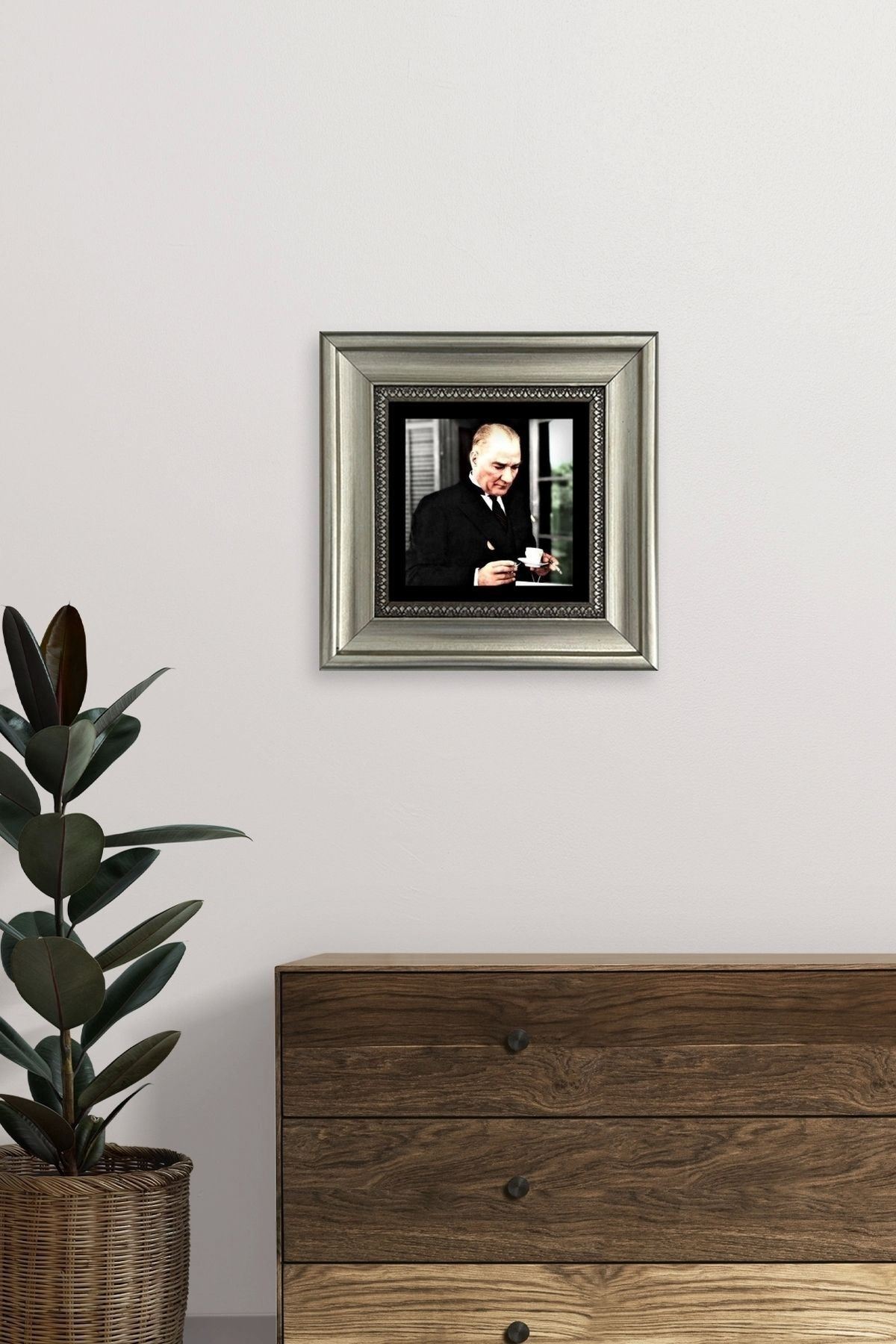 Atatürk Çerçeveli Taş Tablo 20 cm