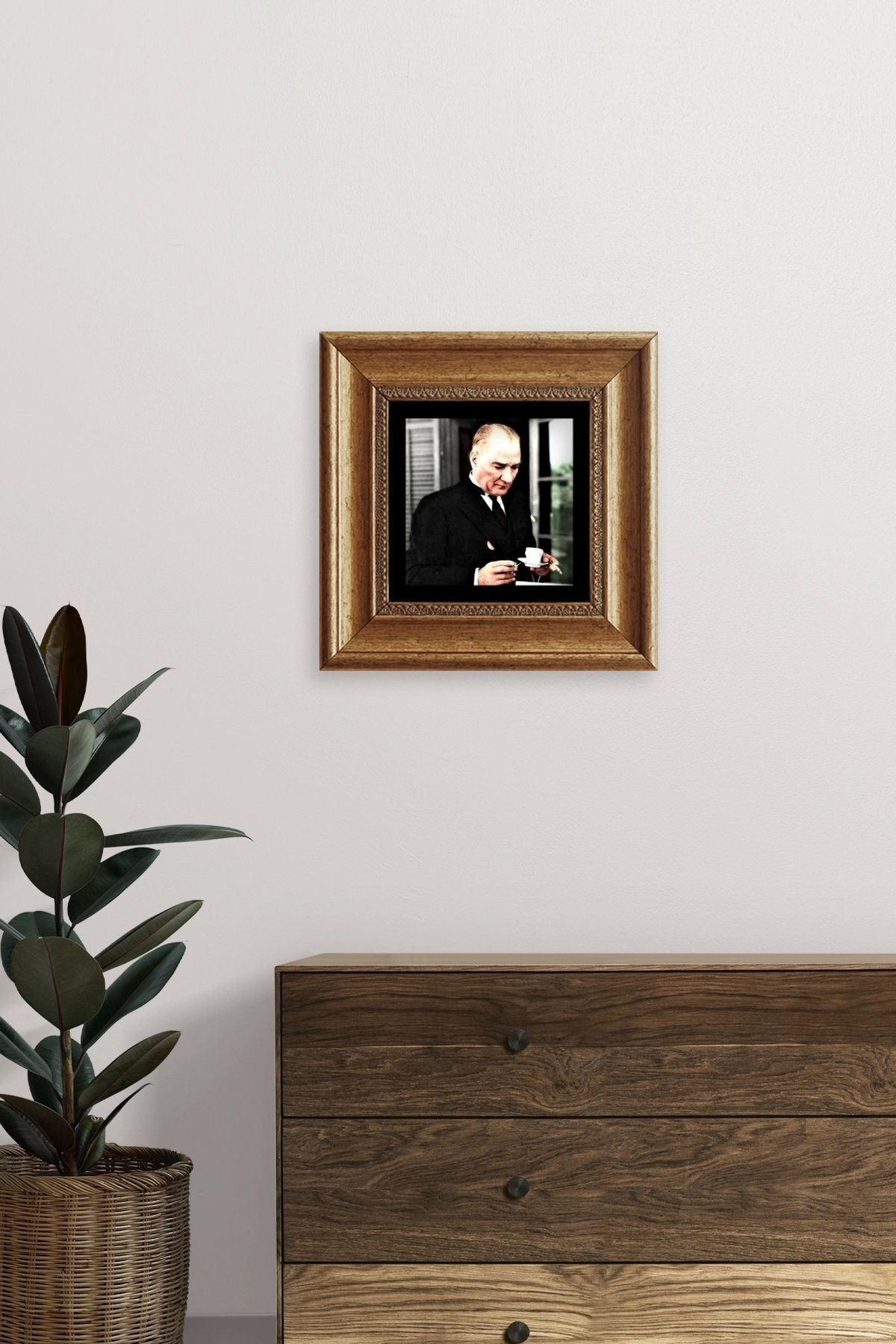 Atatürk Çerçeveli Taş Tablo 20 cm