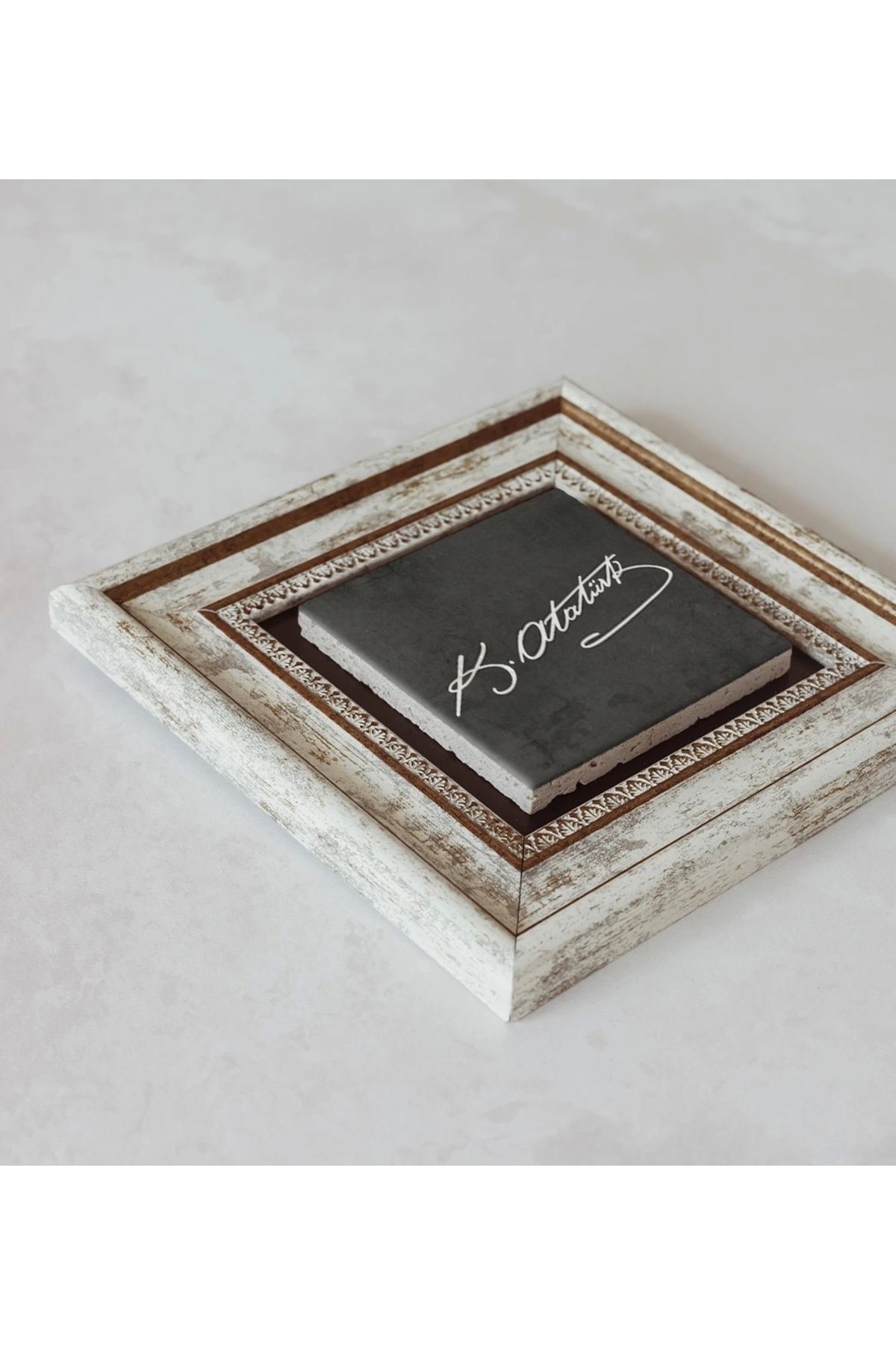 Atatürk Imzası Çerçeveli Taş Tablo , Çerçeveli Taş Duvar Dekoru 20 cm