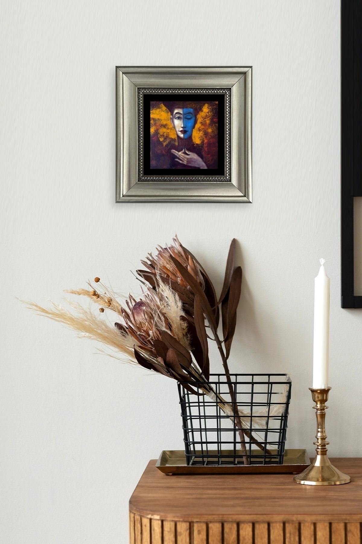 İki Ruh Hali Kadın Çerçeveli Taş Tablo 20 cm