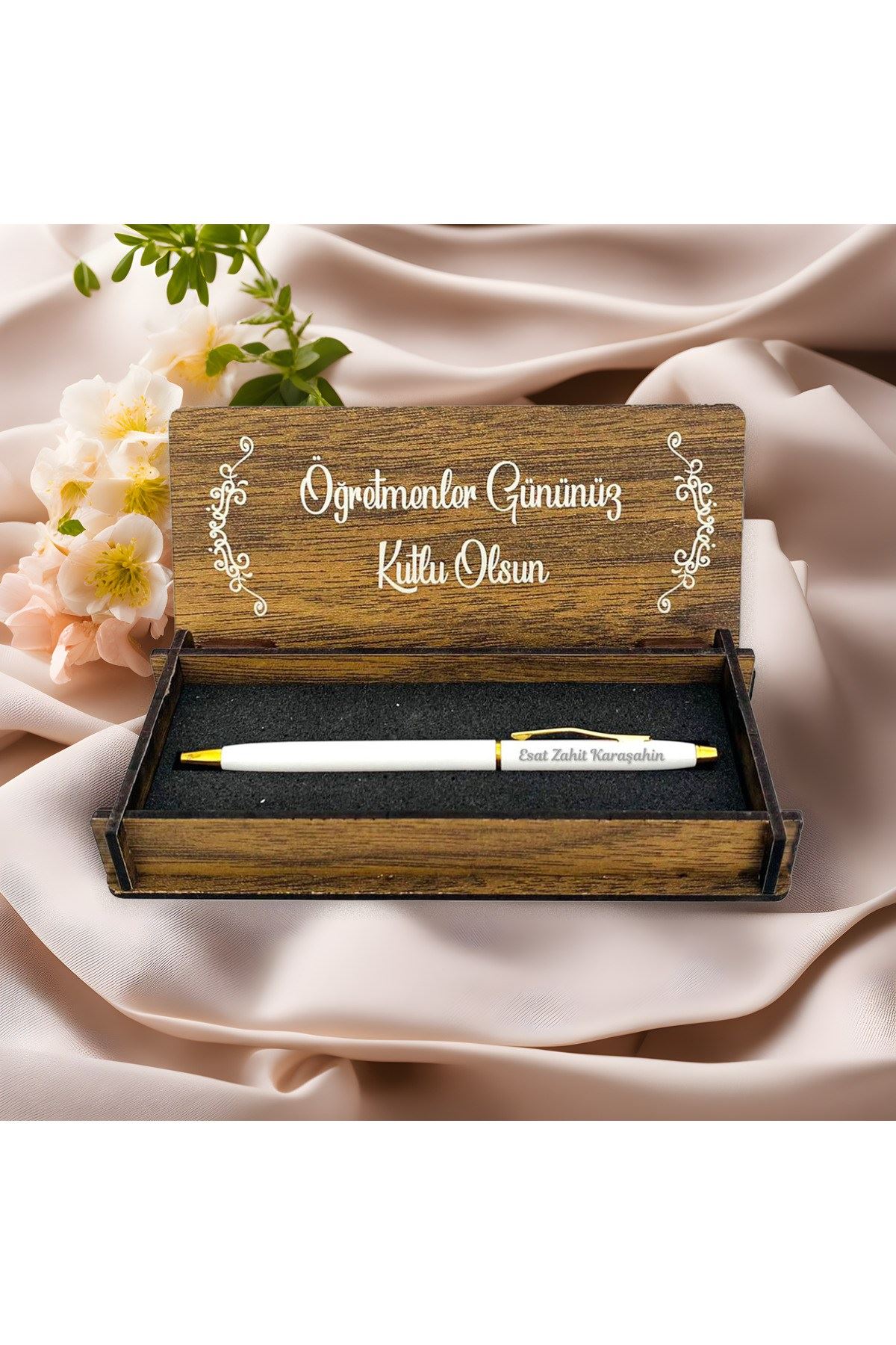Öğretmenler Günü Kişiye Özel Kalem ve Ahşap Kutu