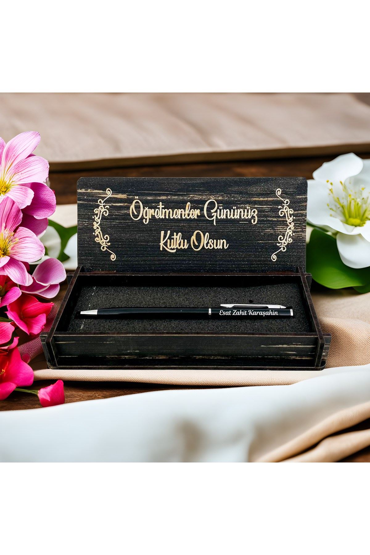 Öğretmenler Günü Kişiye Özel Kalem ve Ahşap Kutu