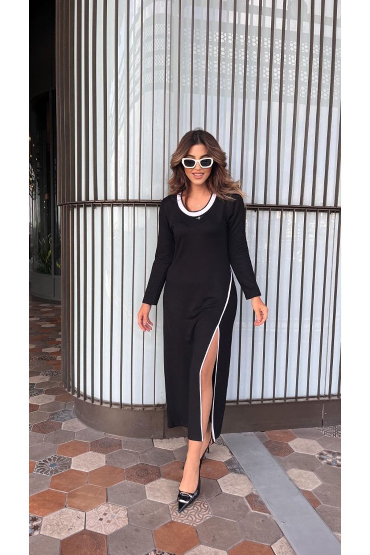 Kadın Uzun Kollu Yuvarlak Ribana Yaka Yırtmaçlı Uzun Viskon Iki Iplik Elbise