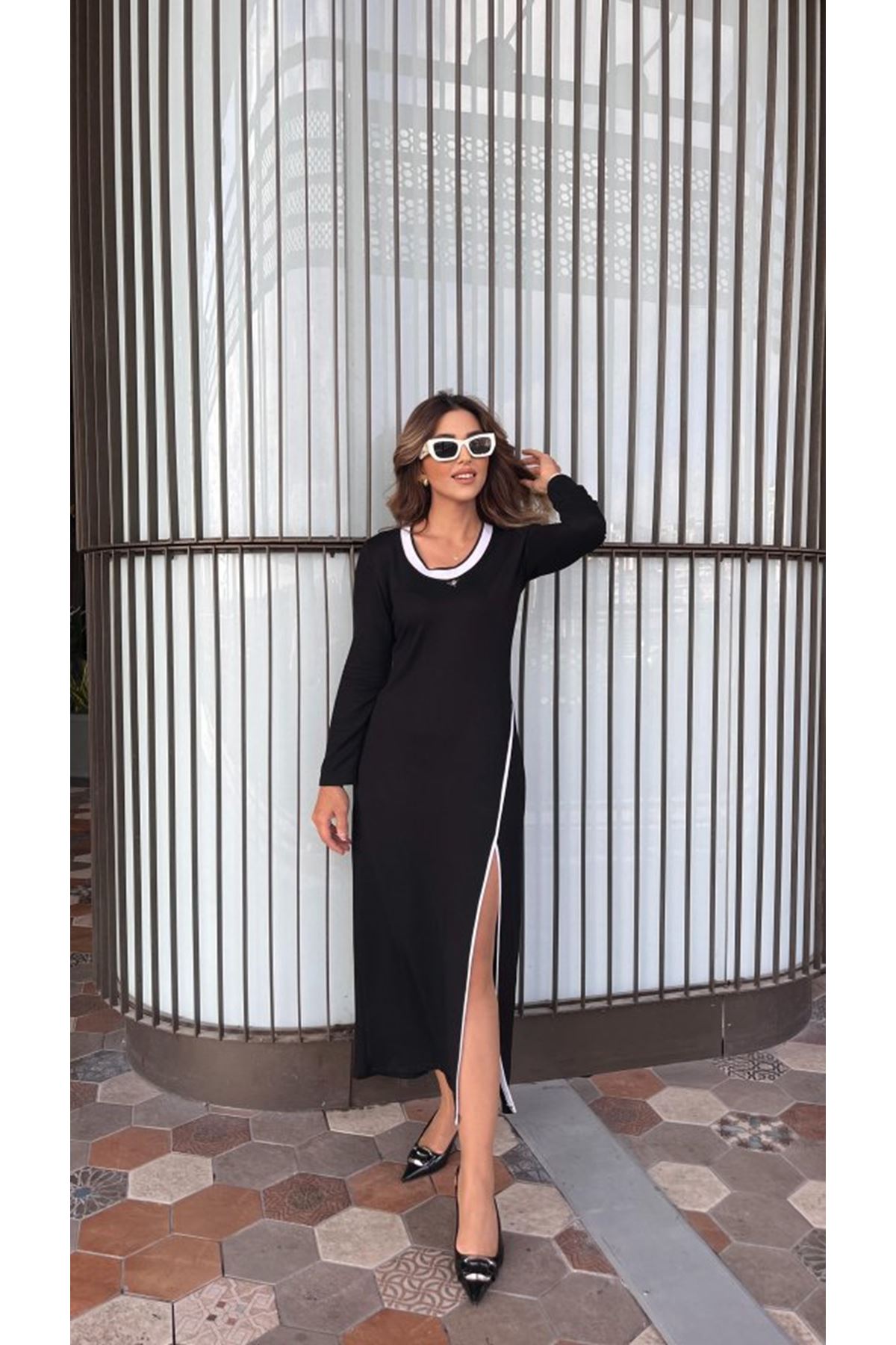 Kadın Uzun Kollu Yuvarlak Ribana Yaka Yırtmaçlı Uzun Viskon Iki Iplik Elbise