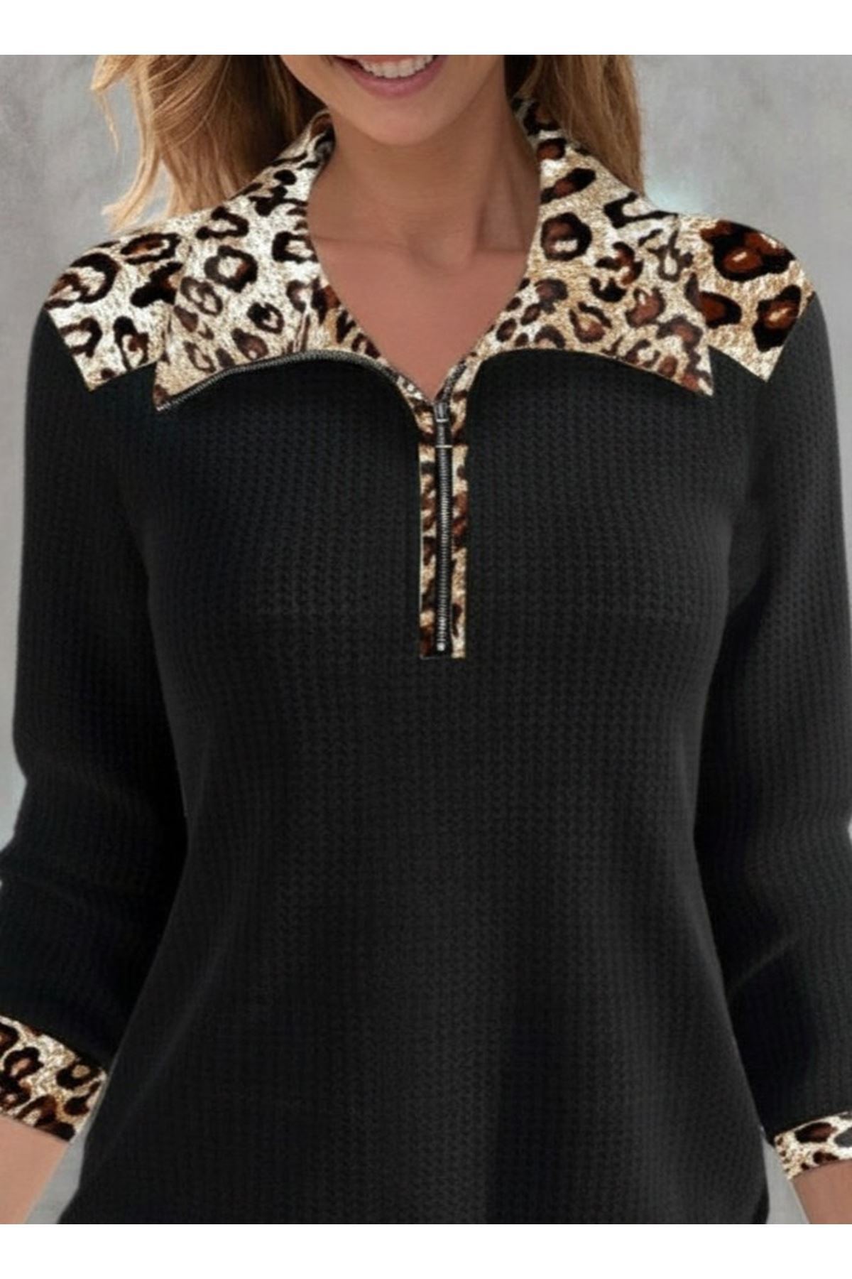 Kadın Uzun Kollu Leopar Yakalı Fermuarlı Waffle Bluz