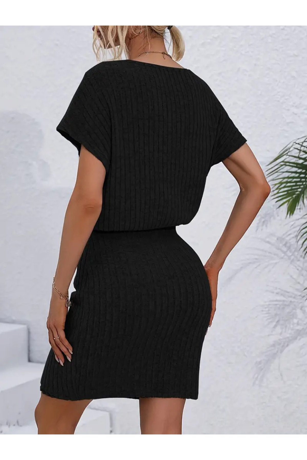 Kadın Kısa Kollu Yakası Açık Belden Lastikli Yandan Bağlamalı Kalın Fitilli Kaşkorse Elbise