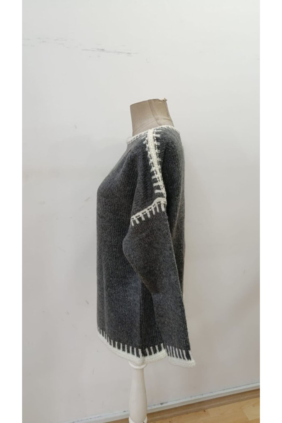 Kadın Uzun Kollu Kayık Yaka Triko Bluz