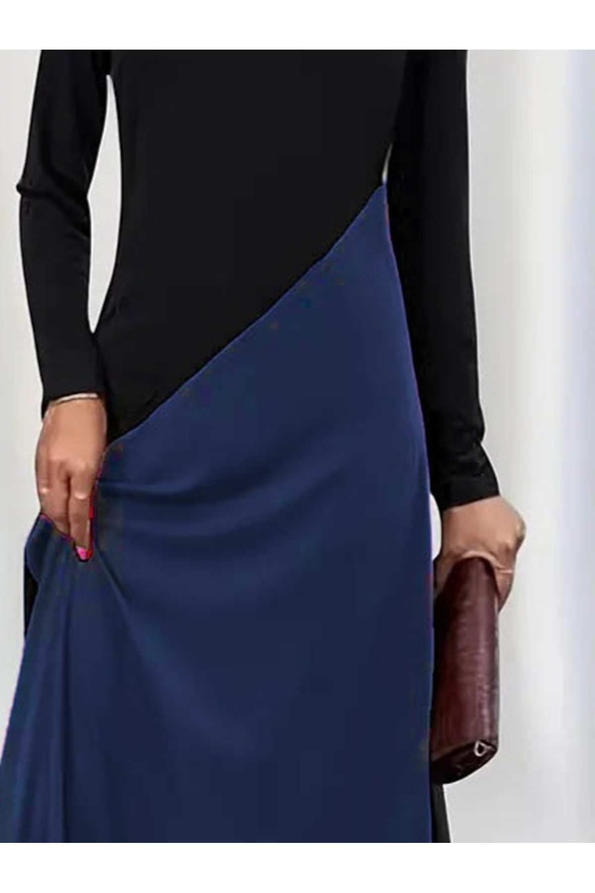 Kadın Uzun Kollu V Yakalı Blok Desenli Viskon Elbise