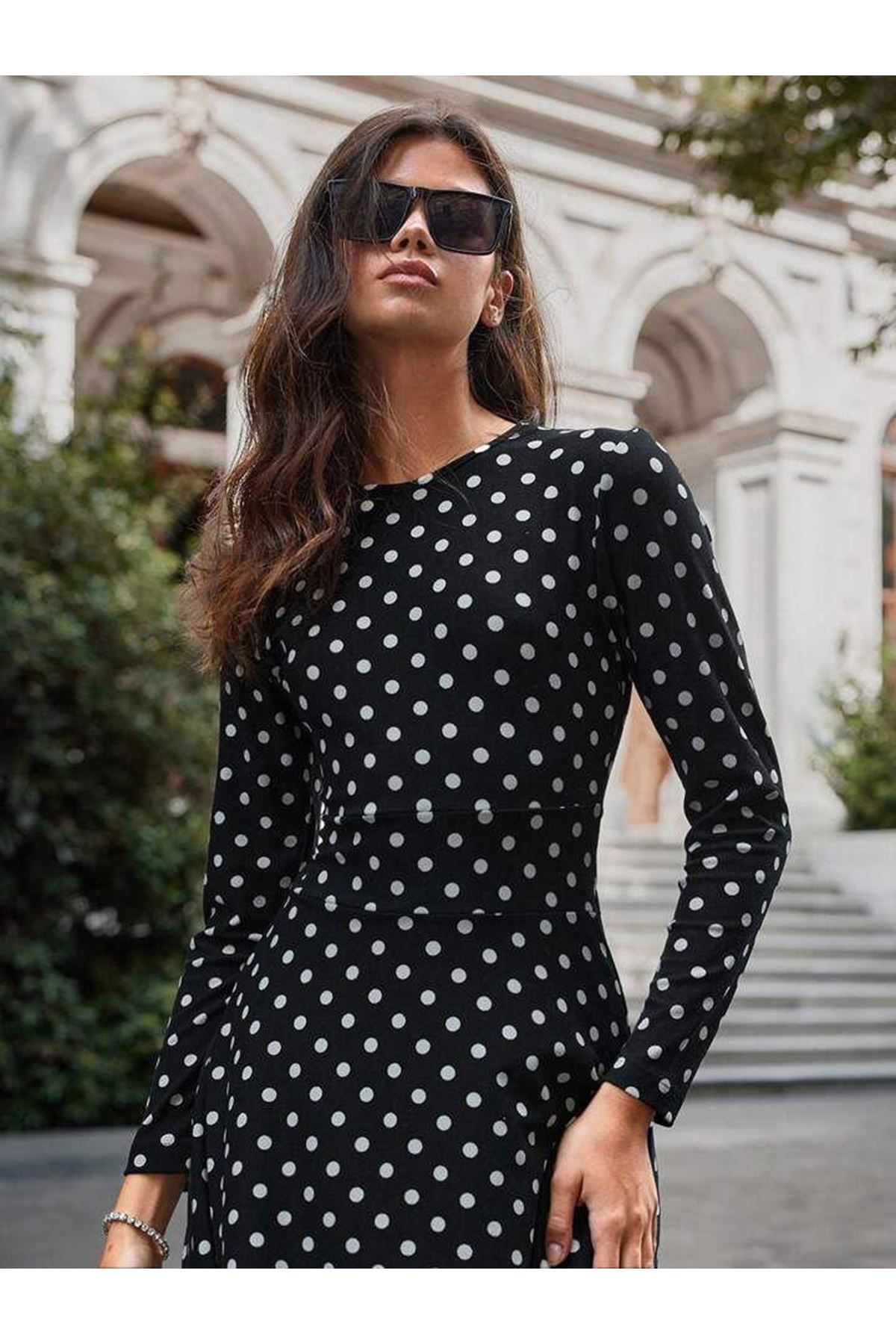 Kadın Krep Kumaş Uzun Kollu Tam Boy Puantiyeli Elbise 132 Cm