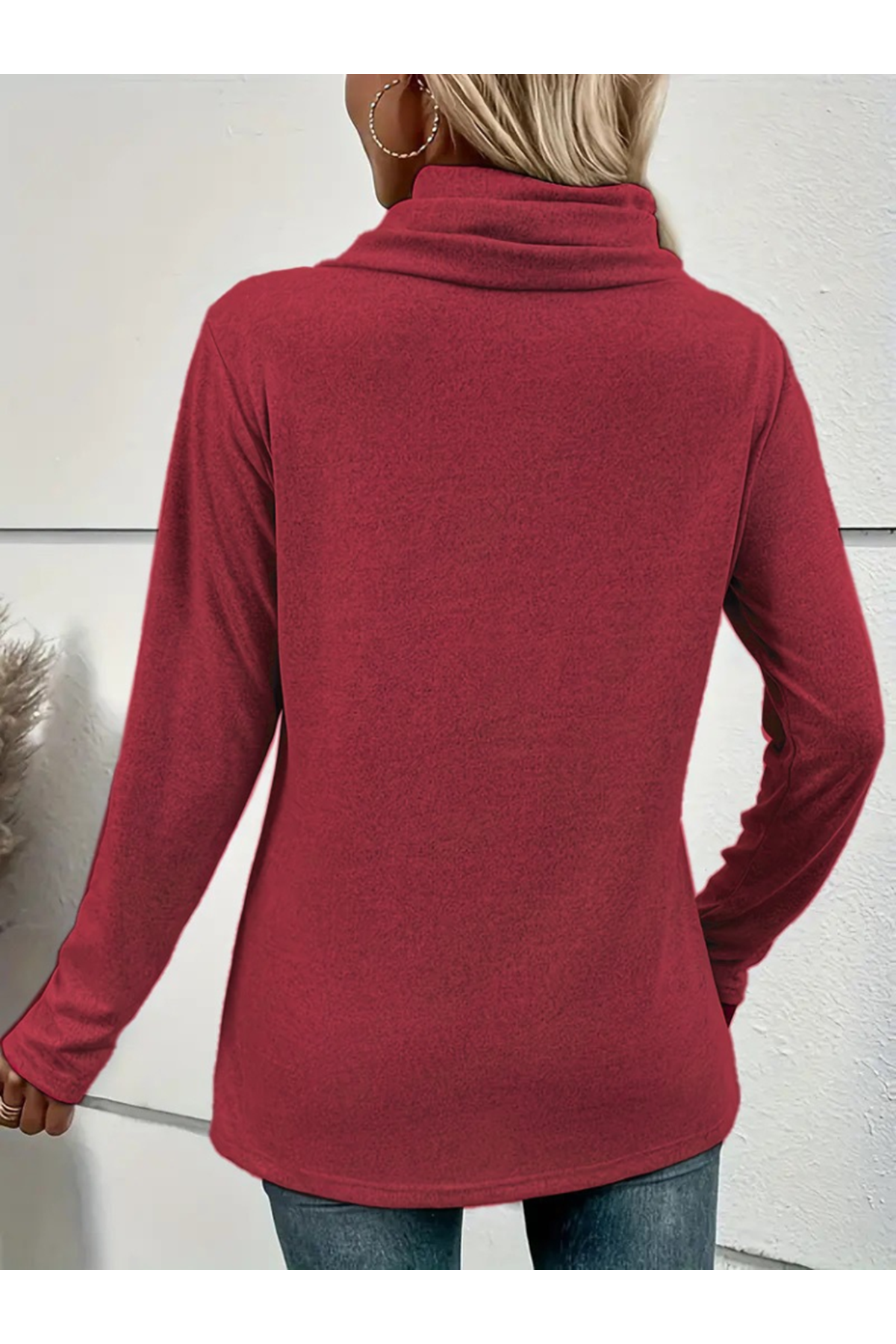 Kadın Uzun Kollu Kapişon Yaka Düğmeli Yumoş Bluz