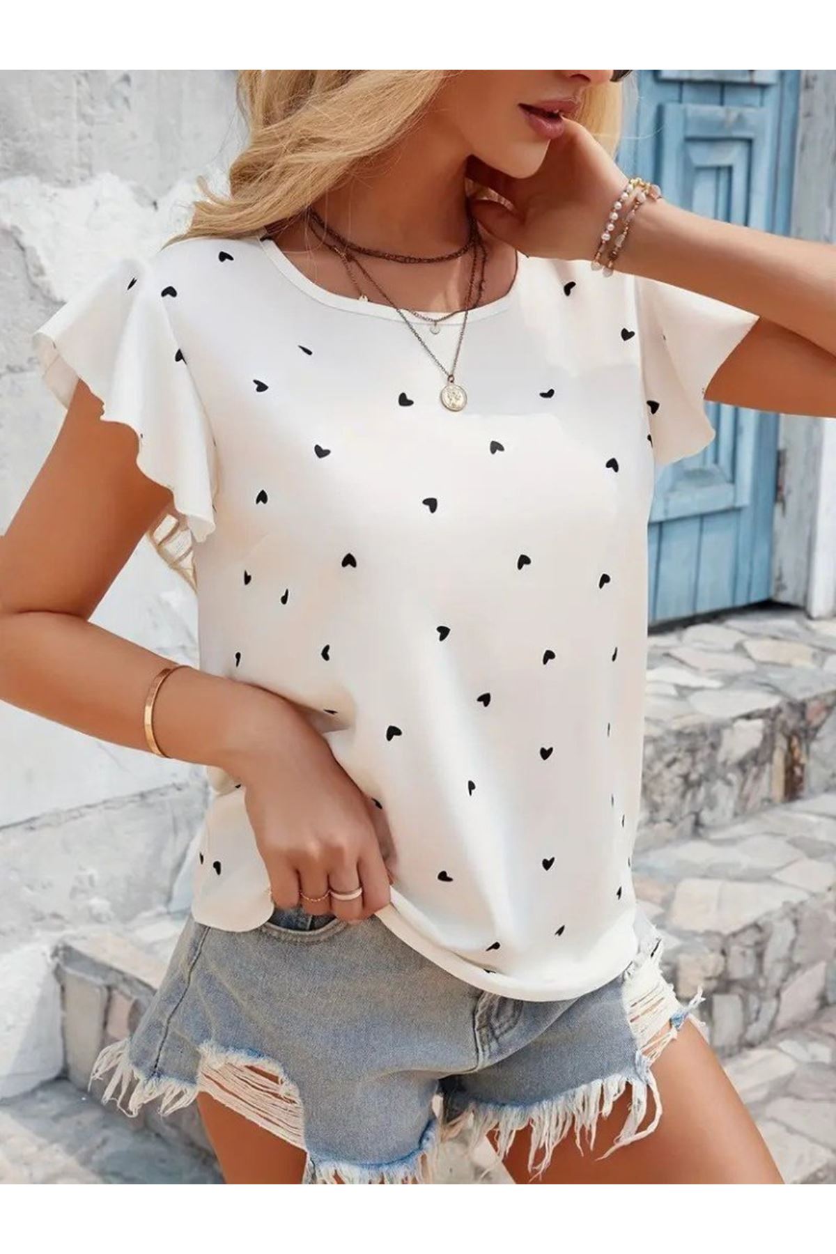 Kadın Kısa Kelebek Kollu Bisiklet Yaka Kalp Desenli Süprem Bluz