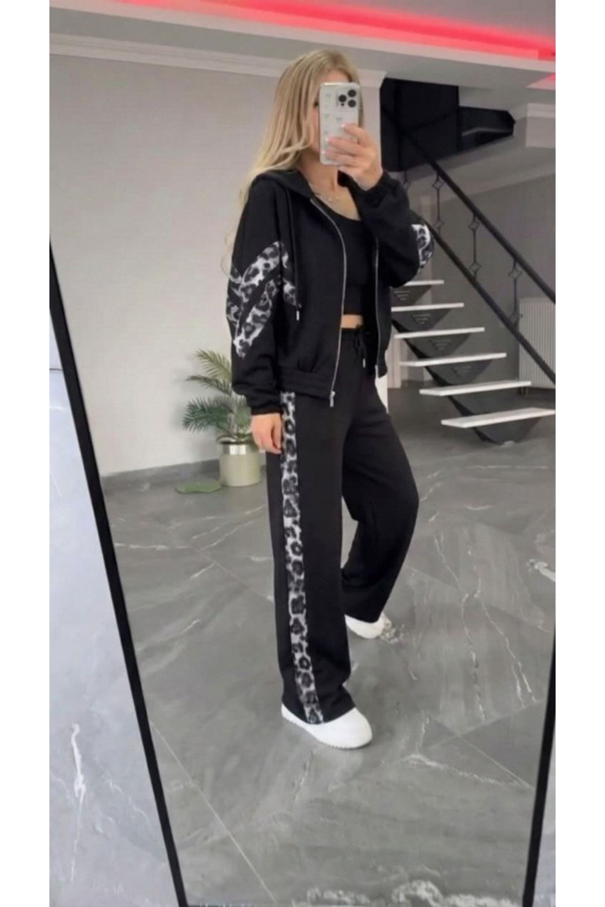 Kadın Uzun Kollu Kapşonlu önü Fermuarlı Leopar Desenli Modal Bluz Ve Pantolon Ikili Takım