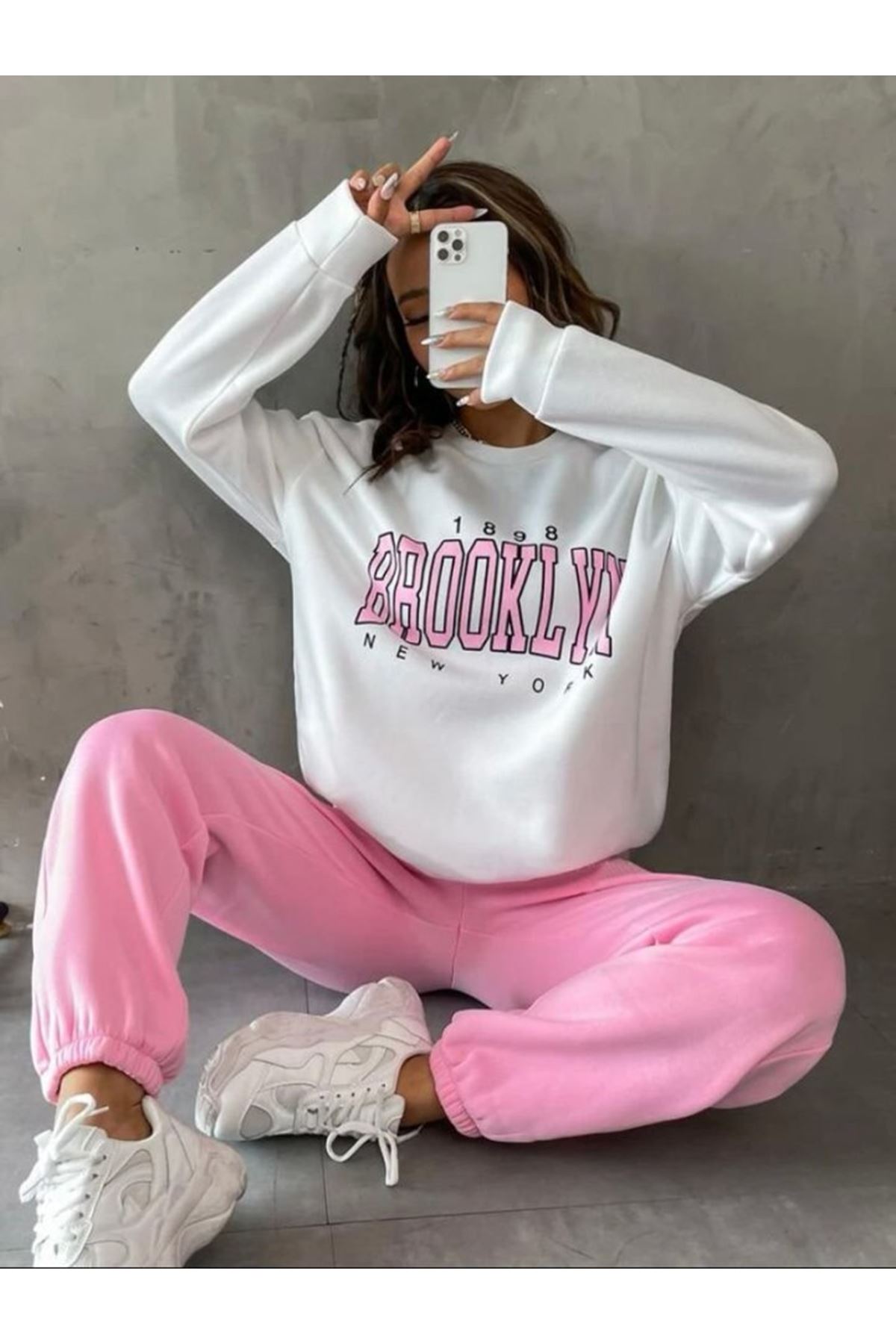 Kadın Bisiklet Yaka Brooklyn Baskılı üç Iplik Kumaş Sweat