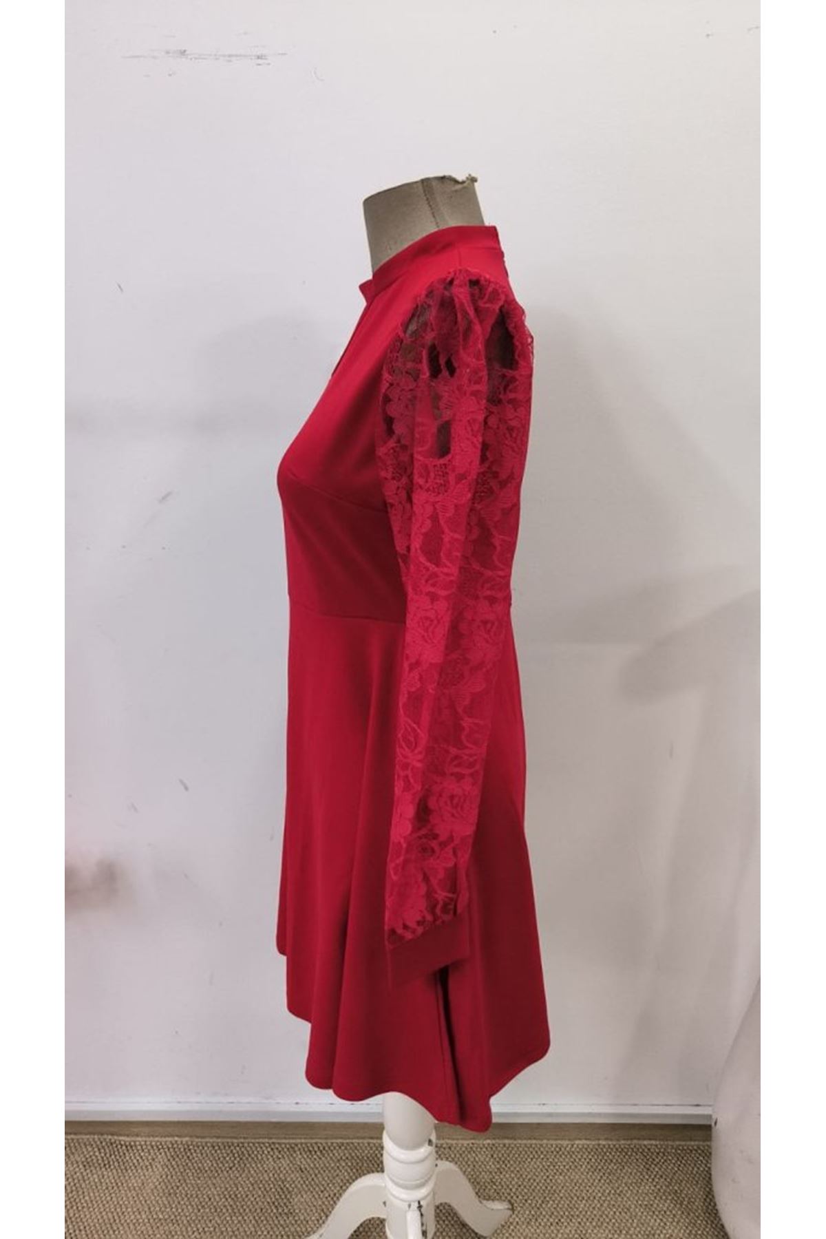 Kadın Uzun Kollu Yuvarlak Damla Detaylı Kolları Tül Detaylı Kısa Ithal Krep Elbise