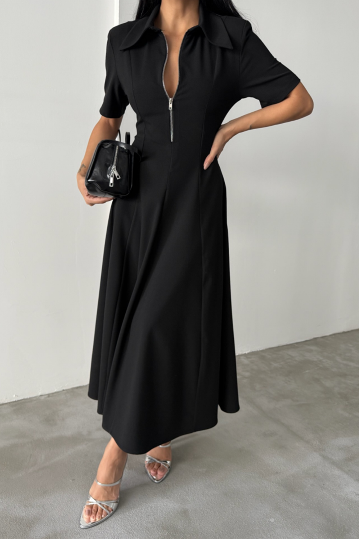 POLYVİSKON ELBİSE KISA KOL YAKA VE FERMUAR DETAYLI - Siyah