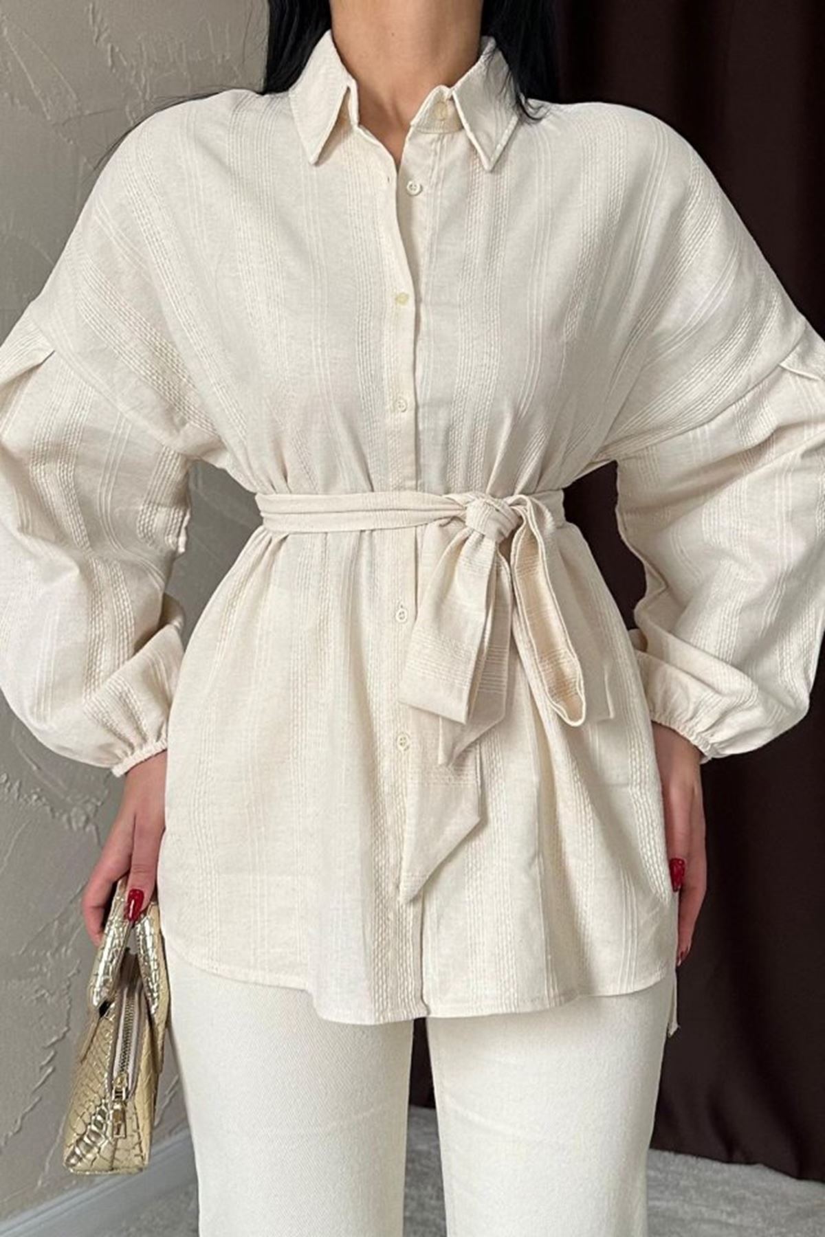 Bej Petek Jakar Kumaşlı Gömlek