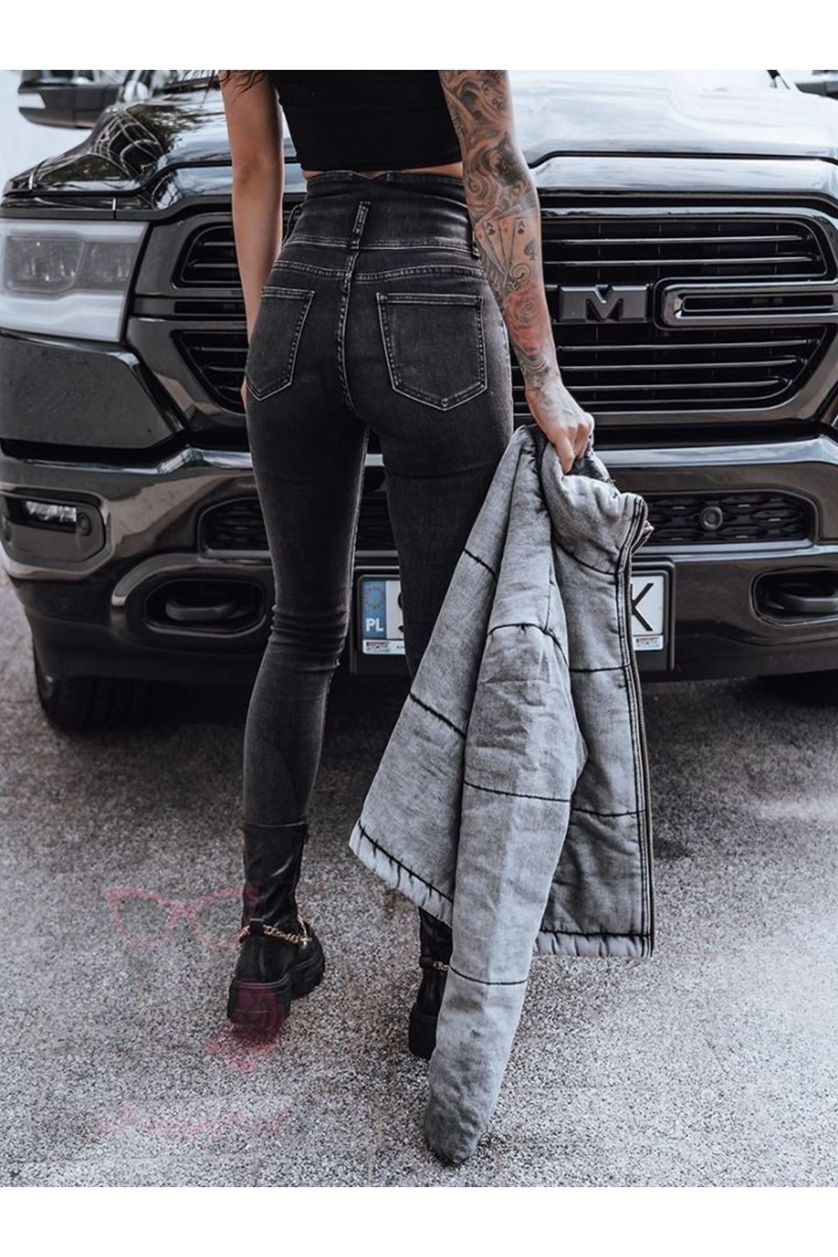 Kadın Fermuar Detay Yüksek Kemerli Kot Pantolon