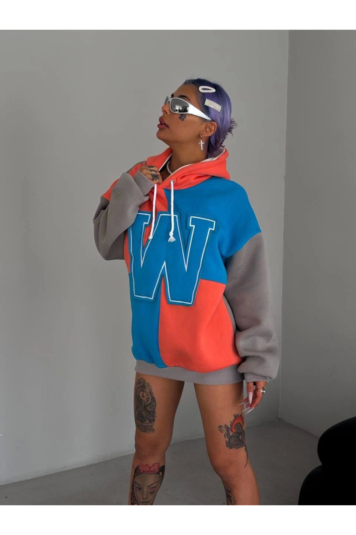 W Nakış İşlemeli Kapüşonlu Sweatshirt - Mavi