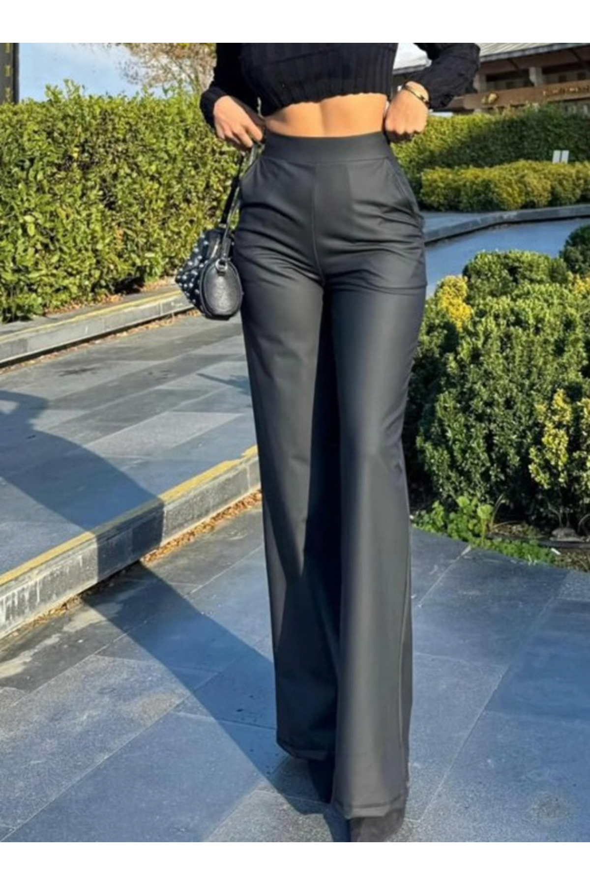 Kadın Yüksek Bel Cepli şardonlu Geniş Paçalı Mat Deri Pantolon