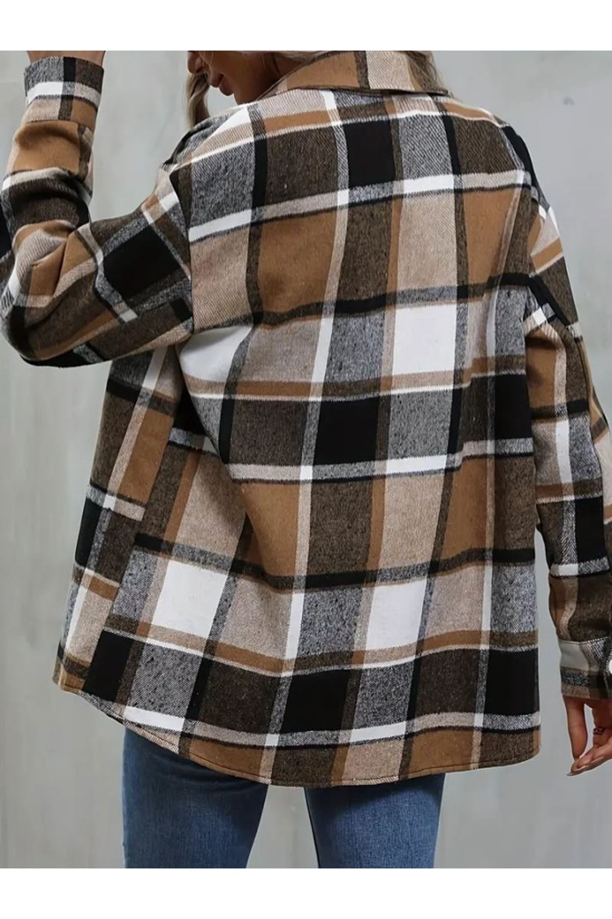 Kadın Uzun Kollu Kare Desenli önden Düğmeli Dokuma Gömlek