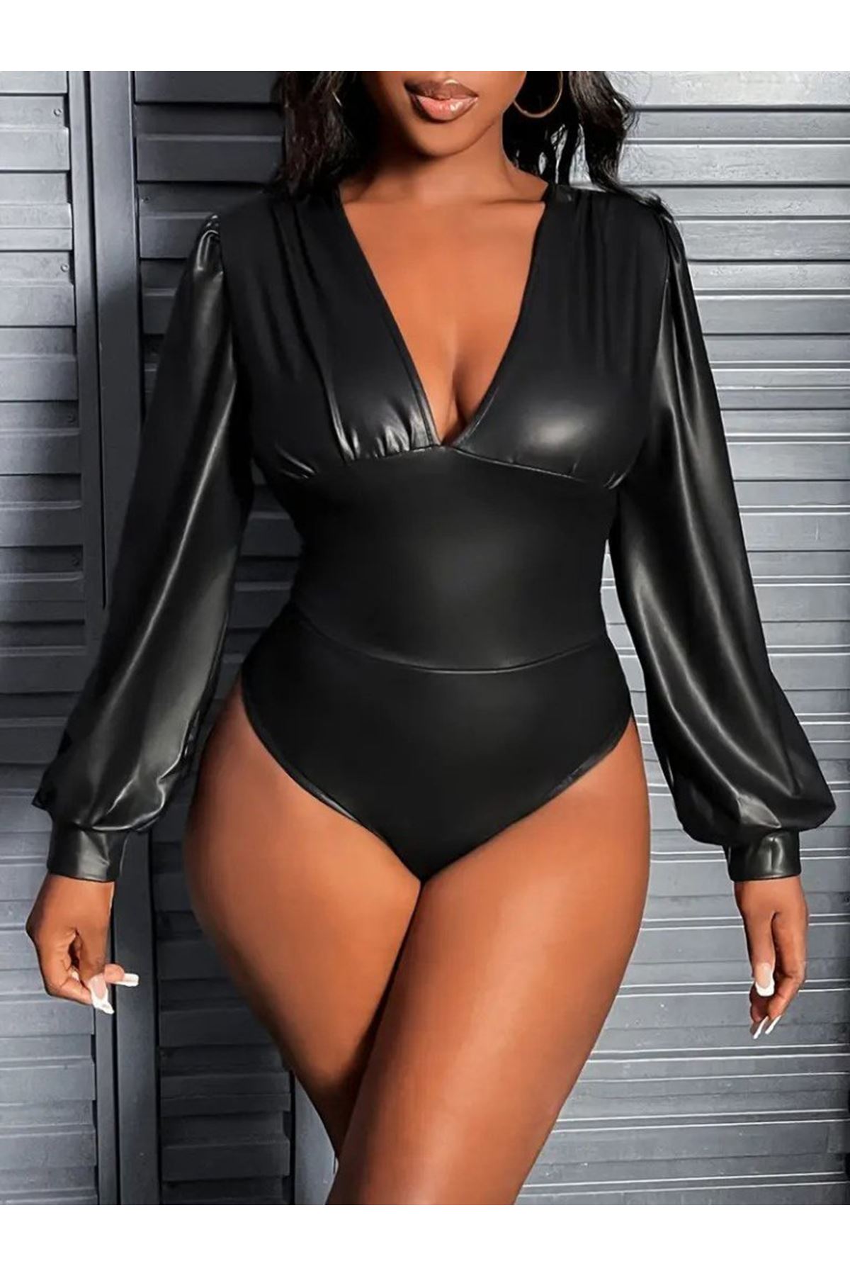 Kadın Uzun Kollu Derin V Yakalı Deri Zıbın