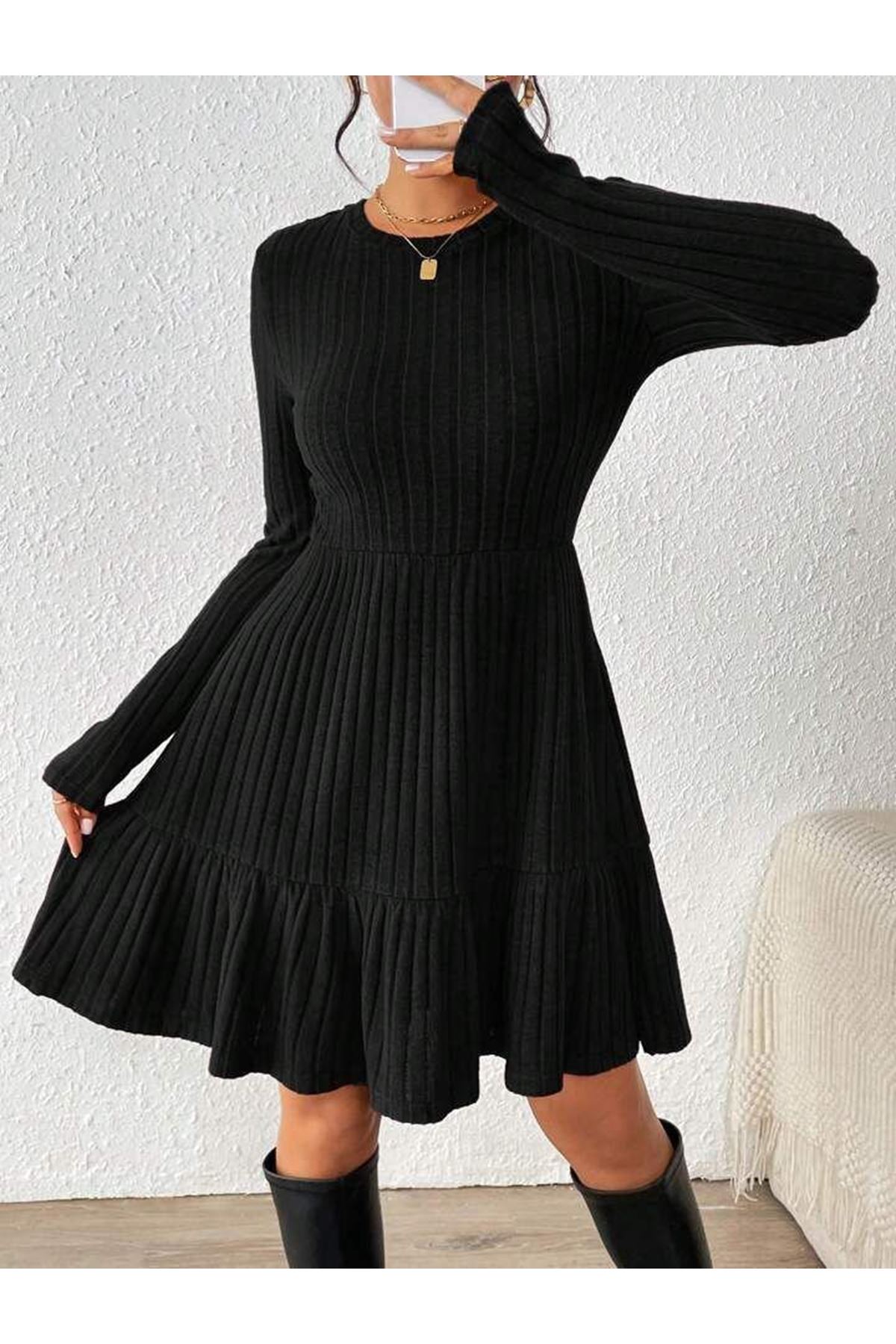 Kadın Uzun Kollu Bisiklet Yaka Kemersiz Eteği Pileli şardonlu Kaşkorse Elbise