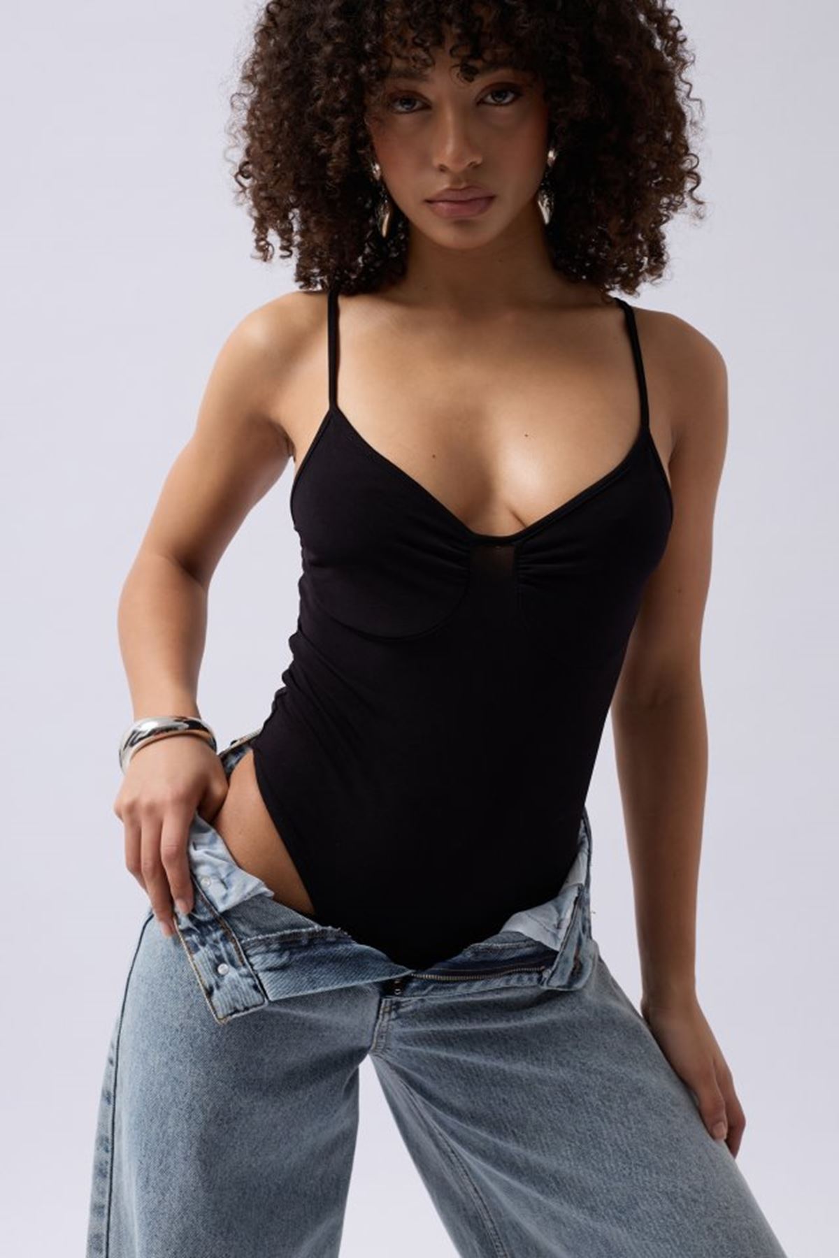 Önü Büzgülü Askılı Bodysuit