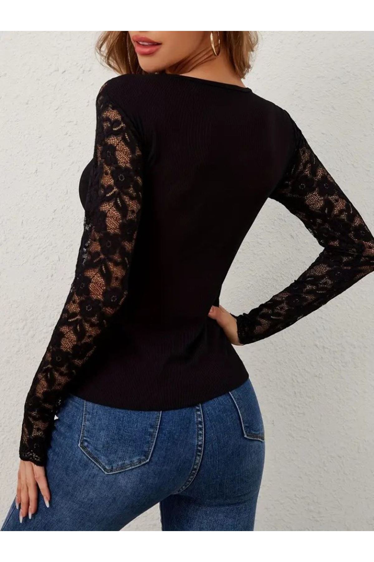 Kadın Uzun Kollu V Derin Dantel Yakalı Kaşkorse Bluz