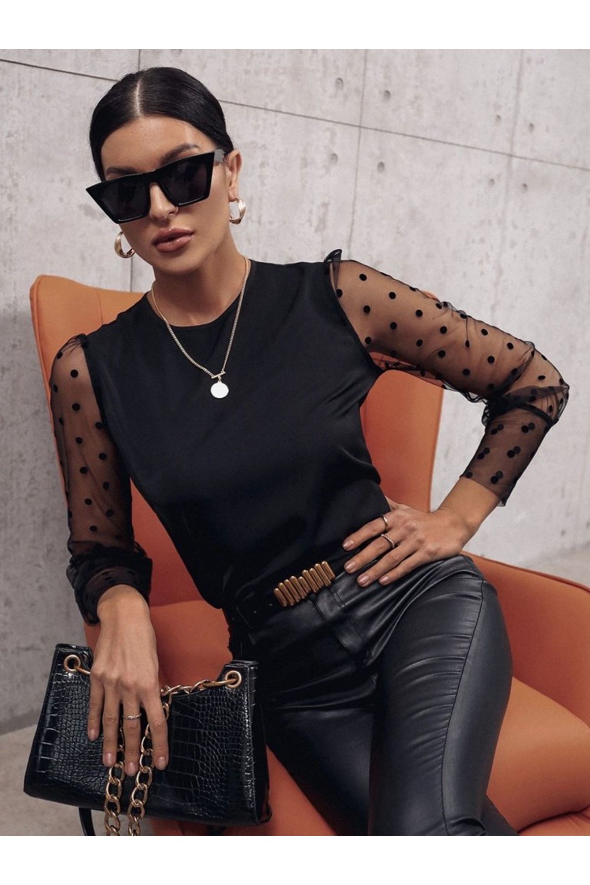 Kadın Uzun Kollu Bisiklet Yaka Kollar Puantiyeli Tül Detaylı Sandy Bluz