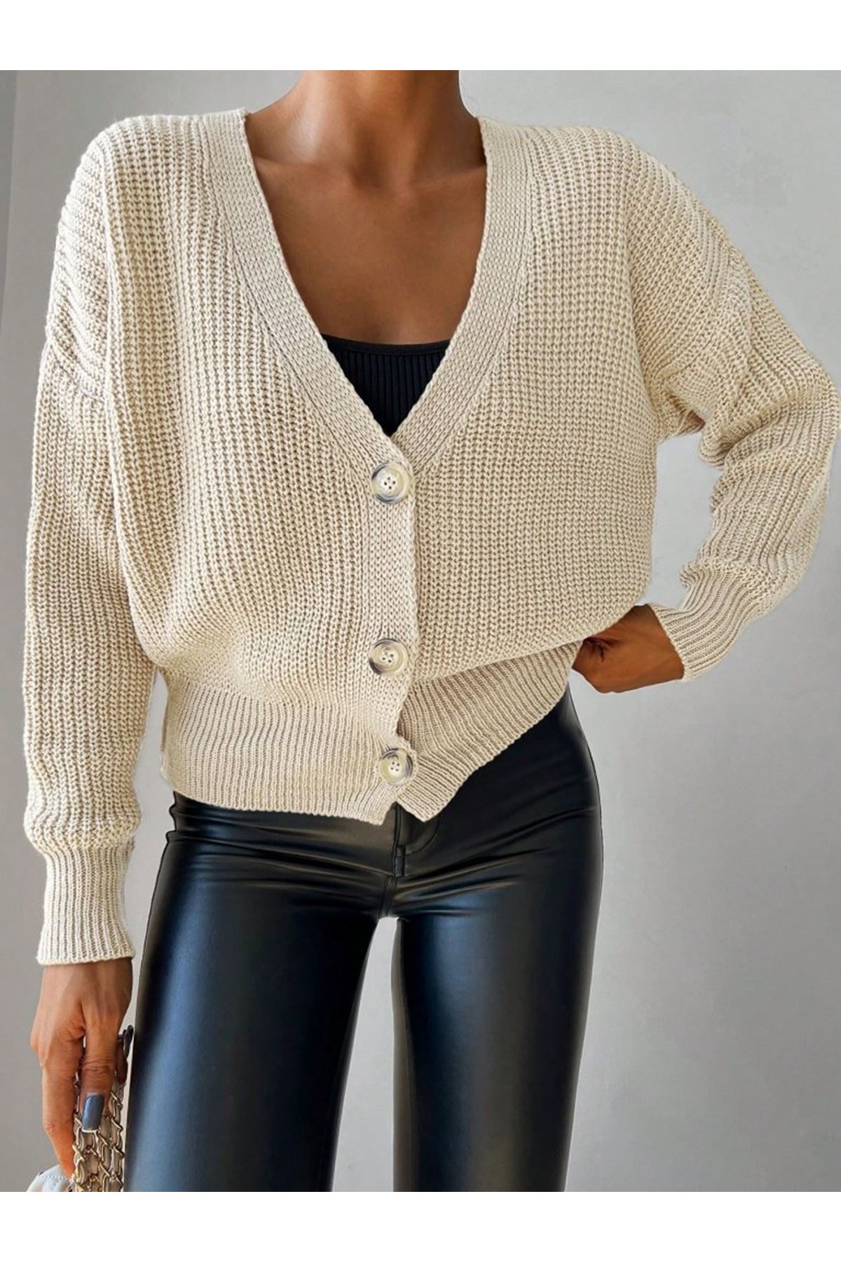 Kadın Uzun Kollu Düğme Detay Triko Bluz