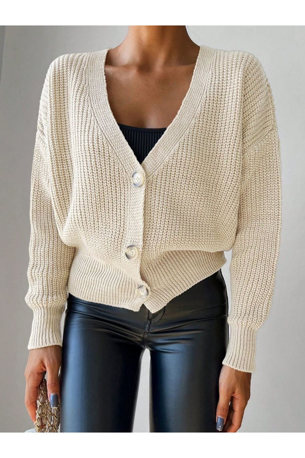 Kadın Uzun Kollu Düğme Detay Triko Bluz