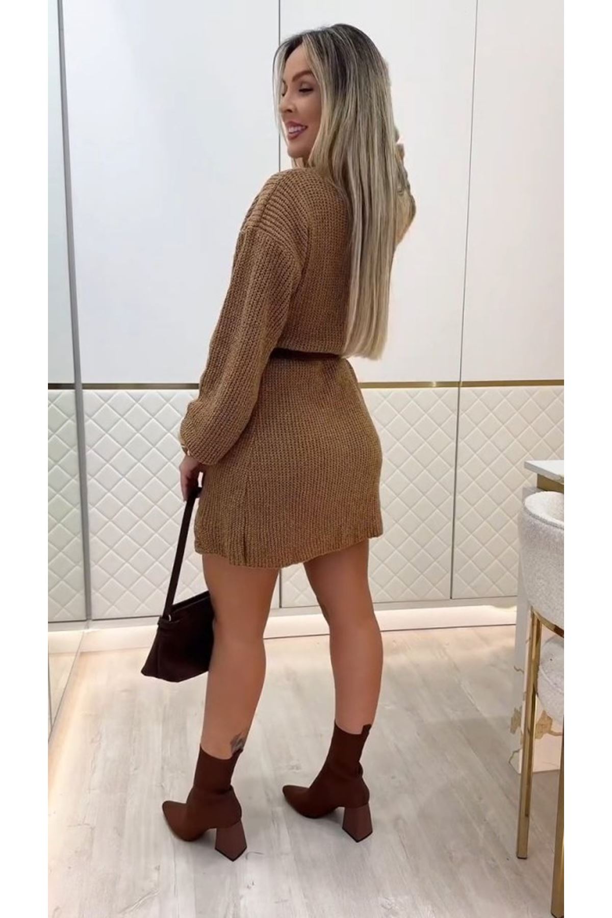 Kadın Uzun Kollu Yuvarlak Yakalı Kısa Triko Elbise