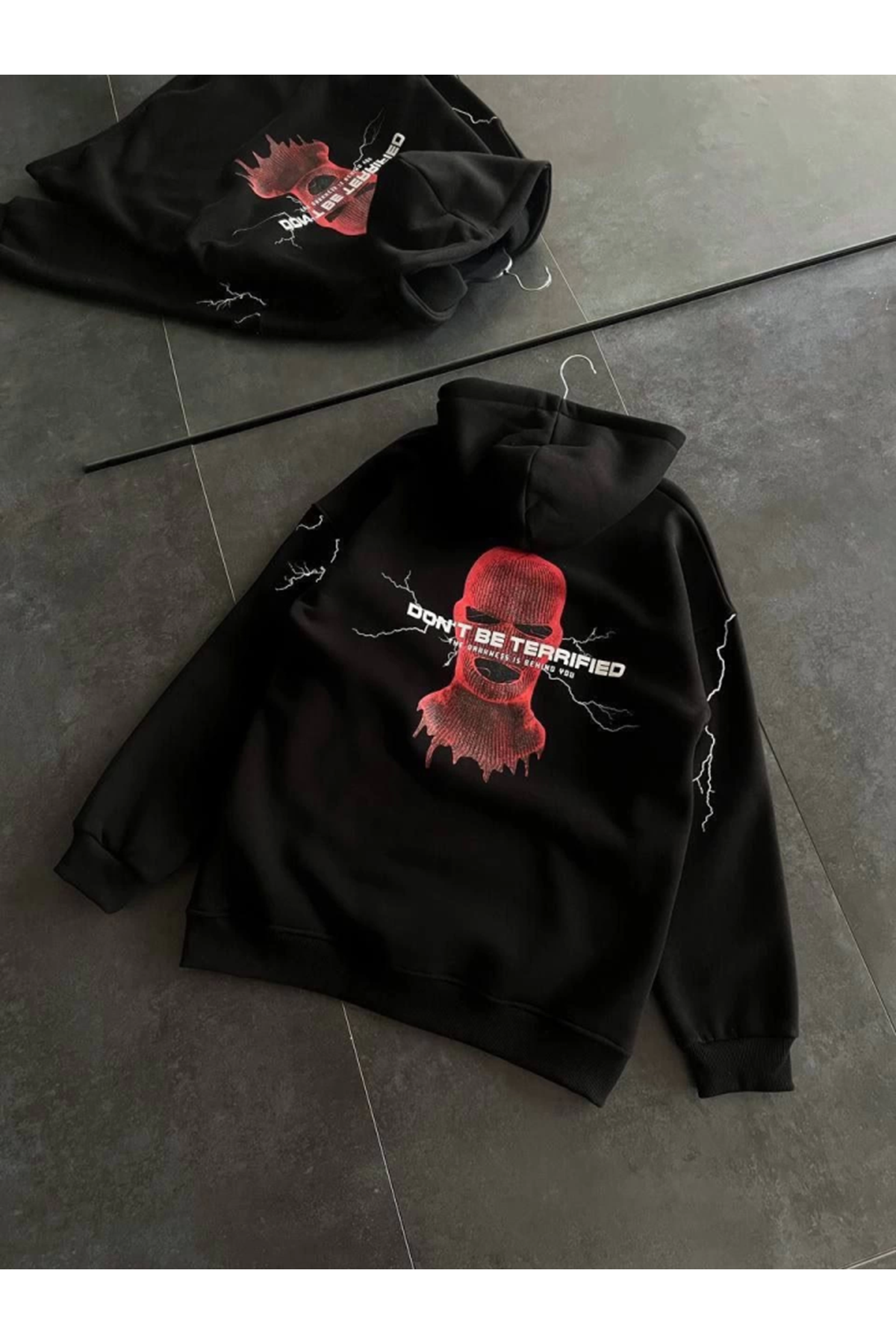 Üç İplik Kapşonlu Baskılı Oversize SweatShirt- Siyah