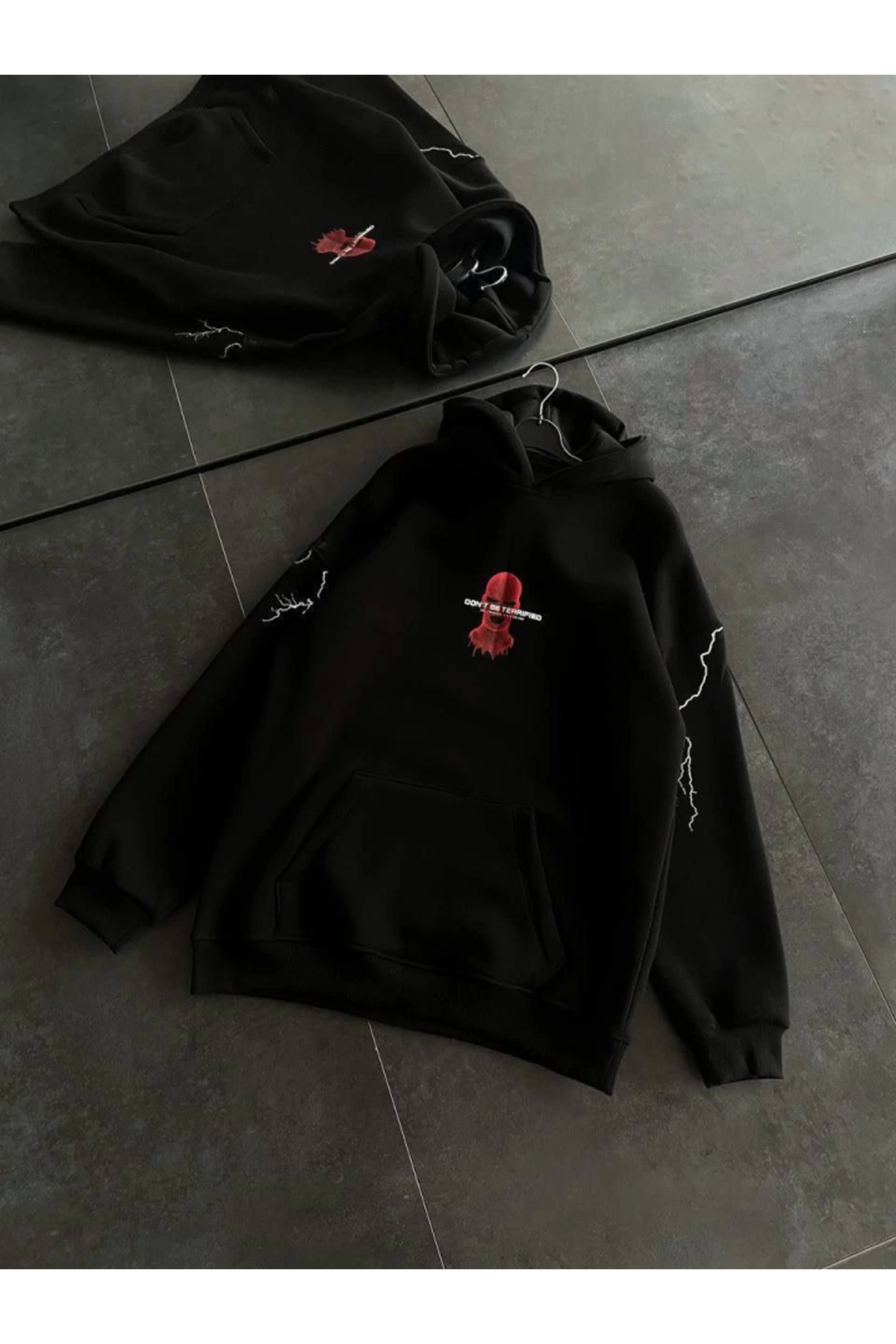 Üç İplik Kapşonlu Baskılı Oversize SweatShirt- Siyah