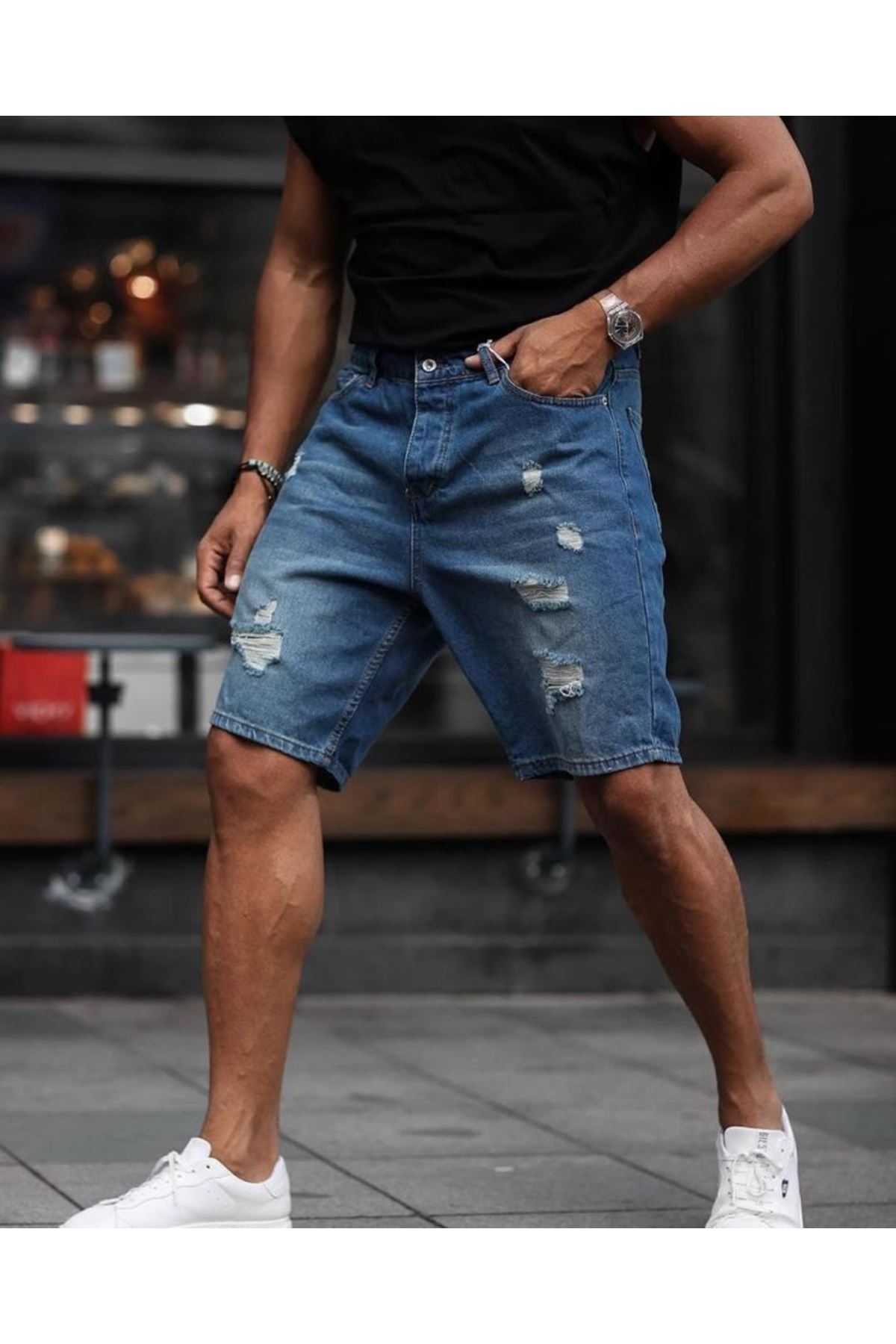 Erkek Mavi Yırtık Detaylı Şort