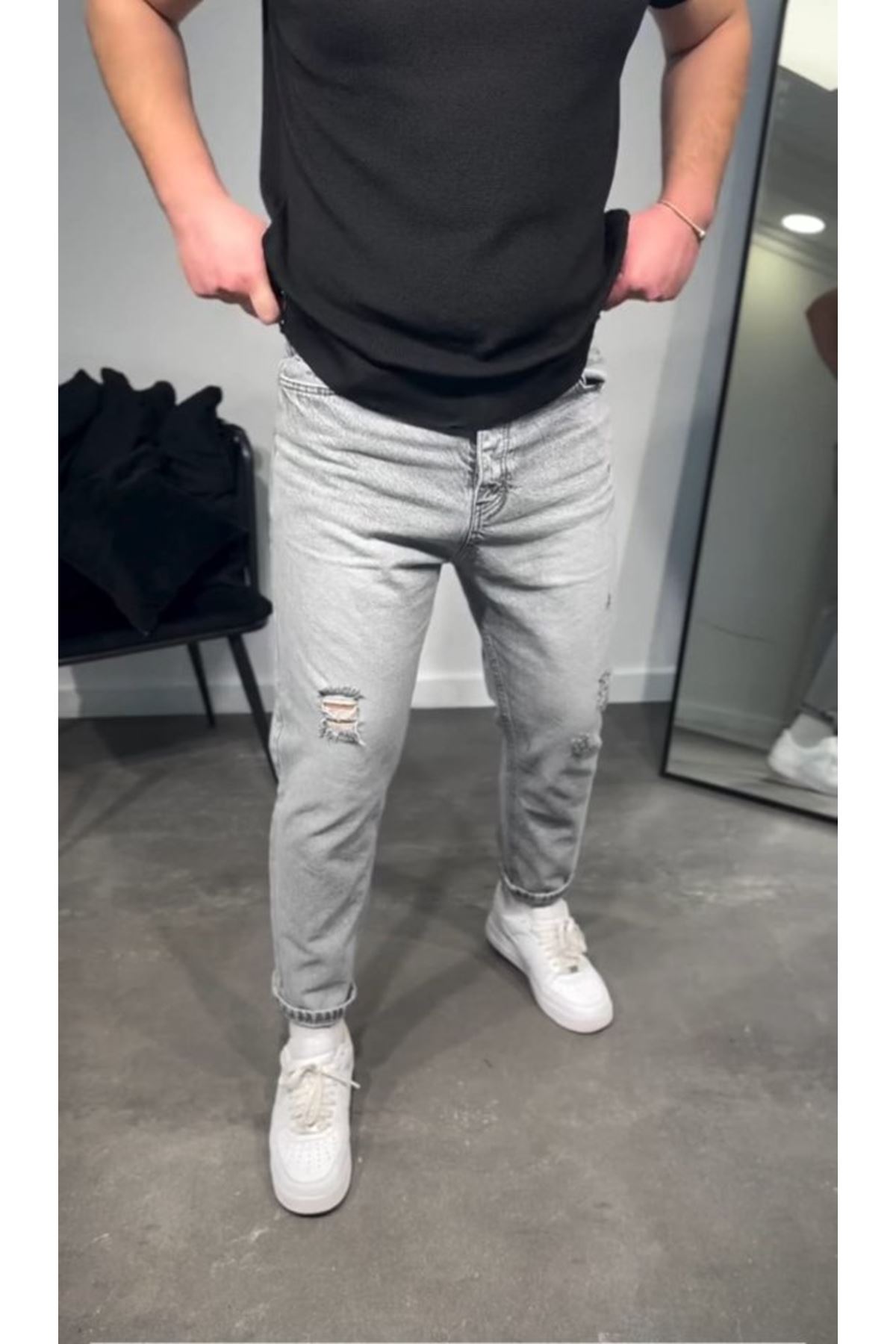 Erkek Gri Yırtık Detaylı Boyfriend Jean