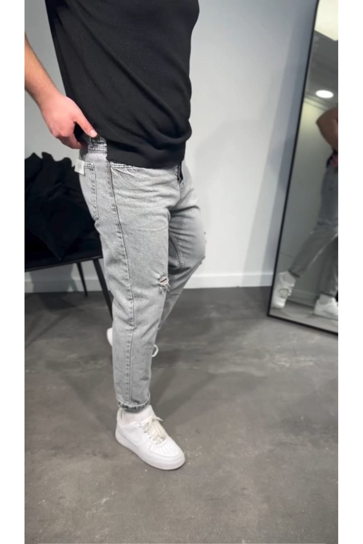 Erkek Gri Yırtık Detaylı Boyfriend Jean