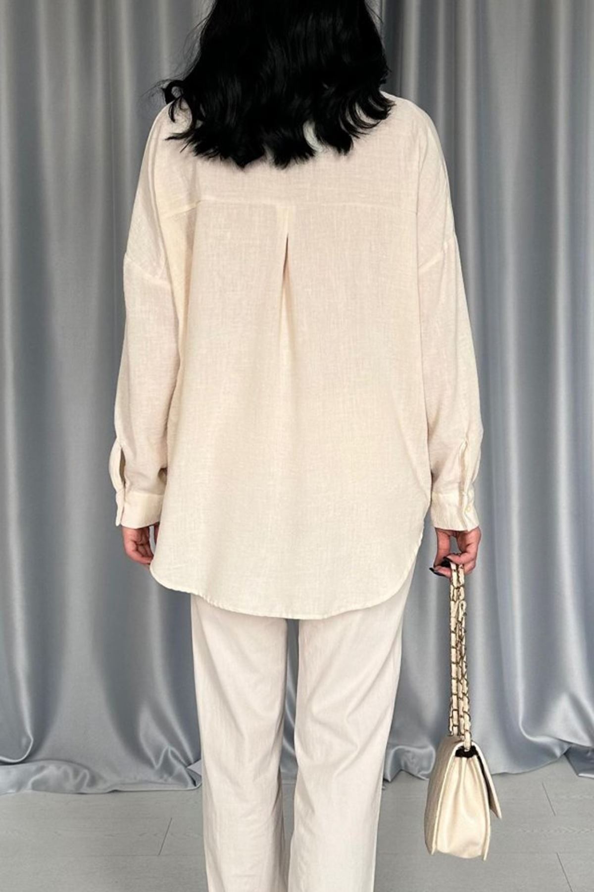 Krem Pulpayet Nakışlı Bedensiz Gömlek