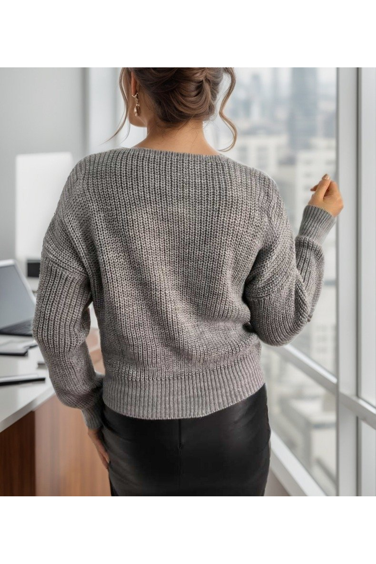 Kadın Uzun Kollu Düğme Detay Triko Hırka