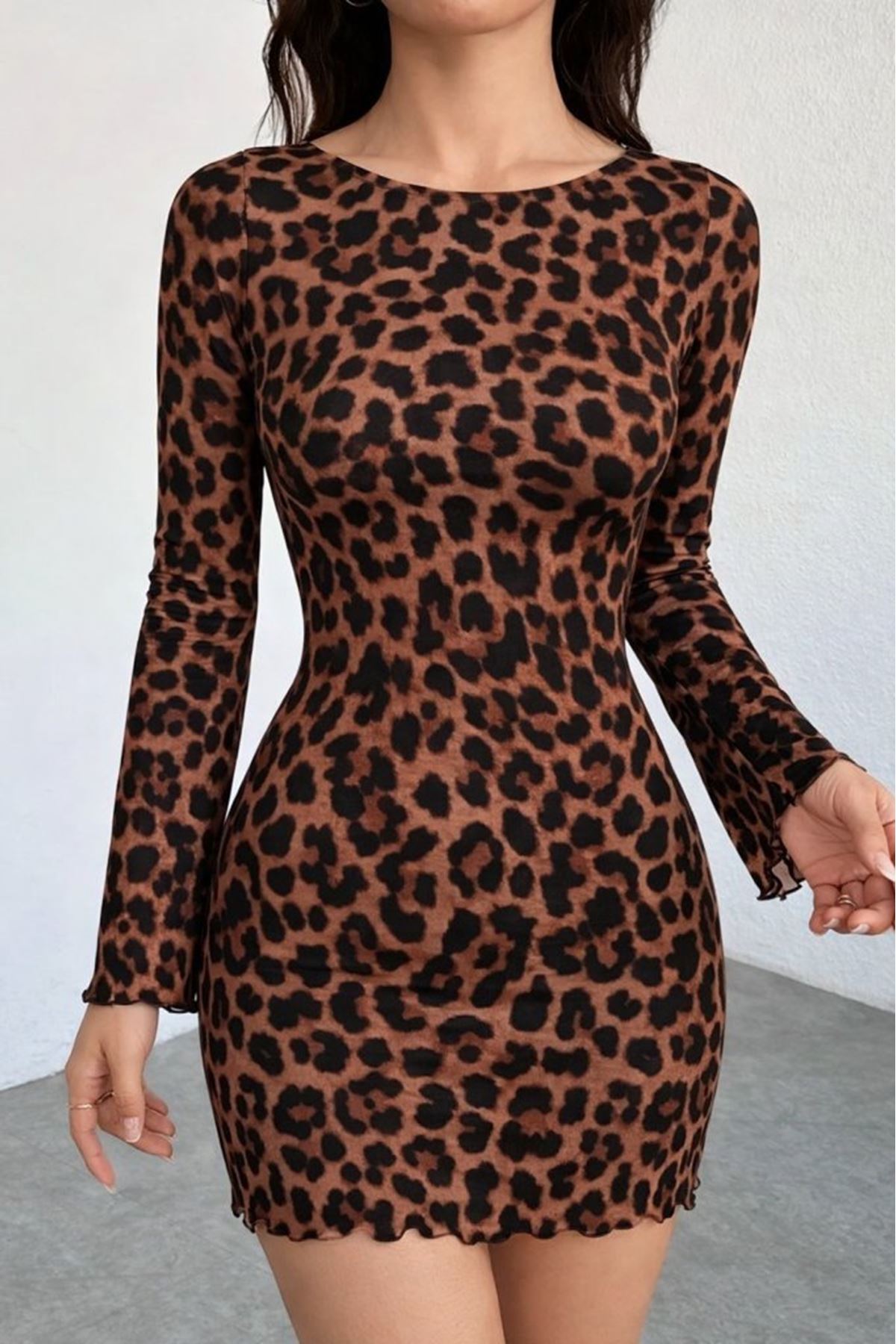 Kadın Uzun Kollu Bisiklet Yaka Leopar Desenli Dalgıç Mini Elbise