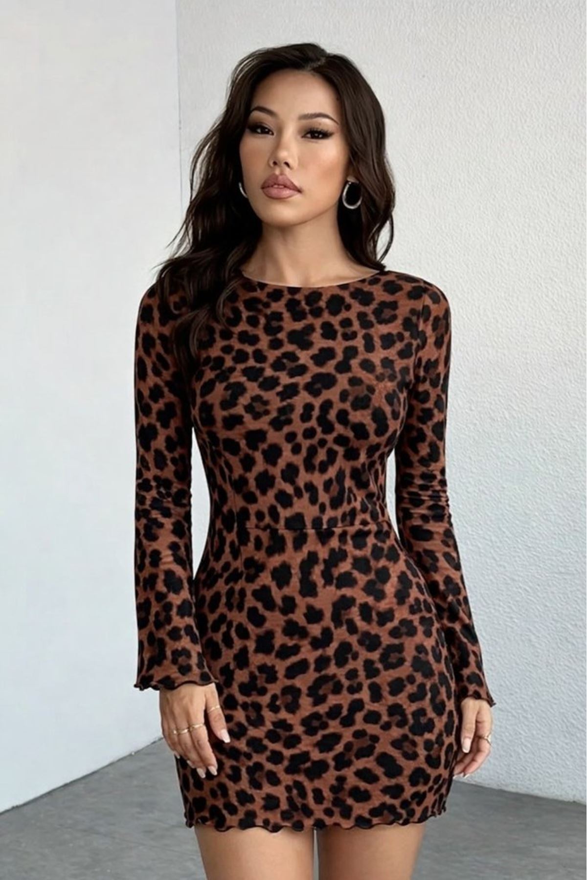 Kadın Uzun Kollu Bisiklet Yaka Leopar Desenli Dalgıç Mini Elbise