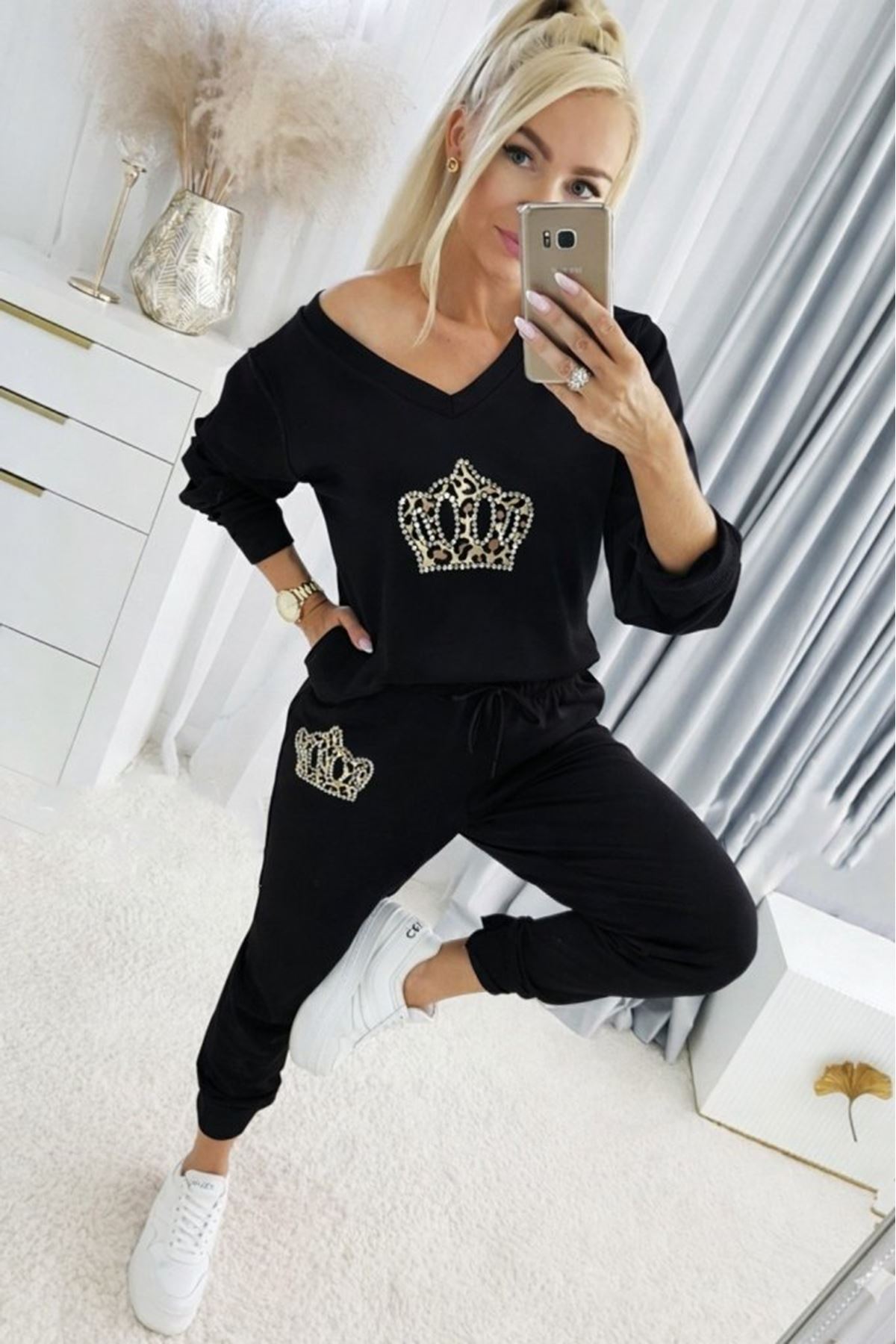 Kadın Uzun Kollu V Yakalı Desenli Viskon Iki Iplik Bluz Ve Pantolon Ikili Takım