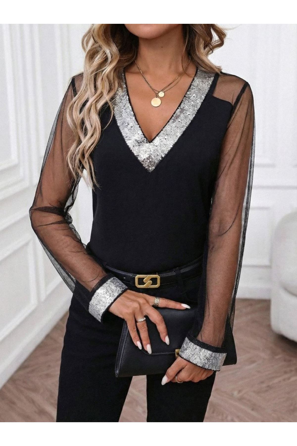 Kadın Uzun Kollu V Yakalı Tül Detaylı Ithal Krep Bluz