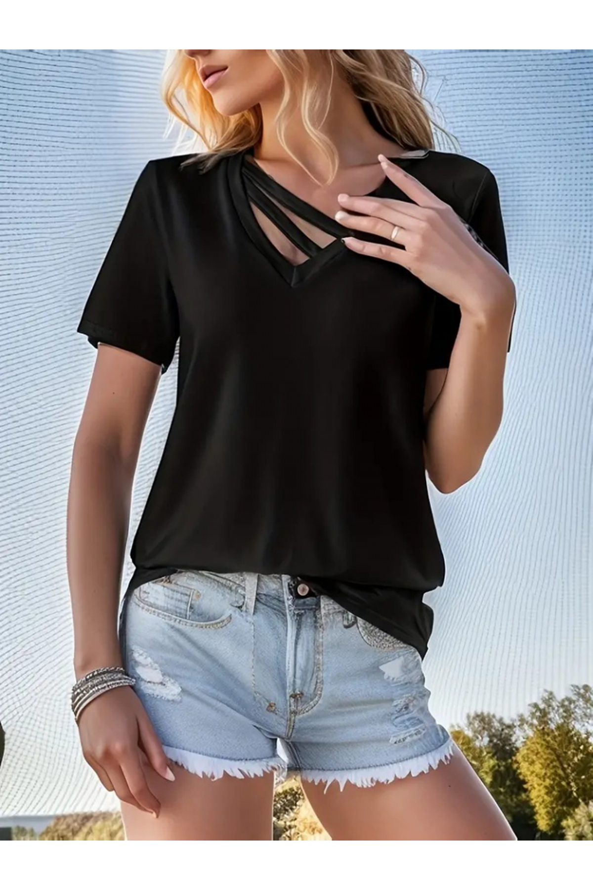 Kadın Kısa Kollu V Yaka şerit Detay Viskon Bluz