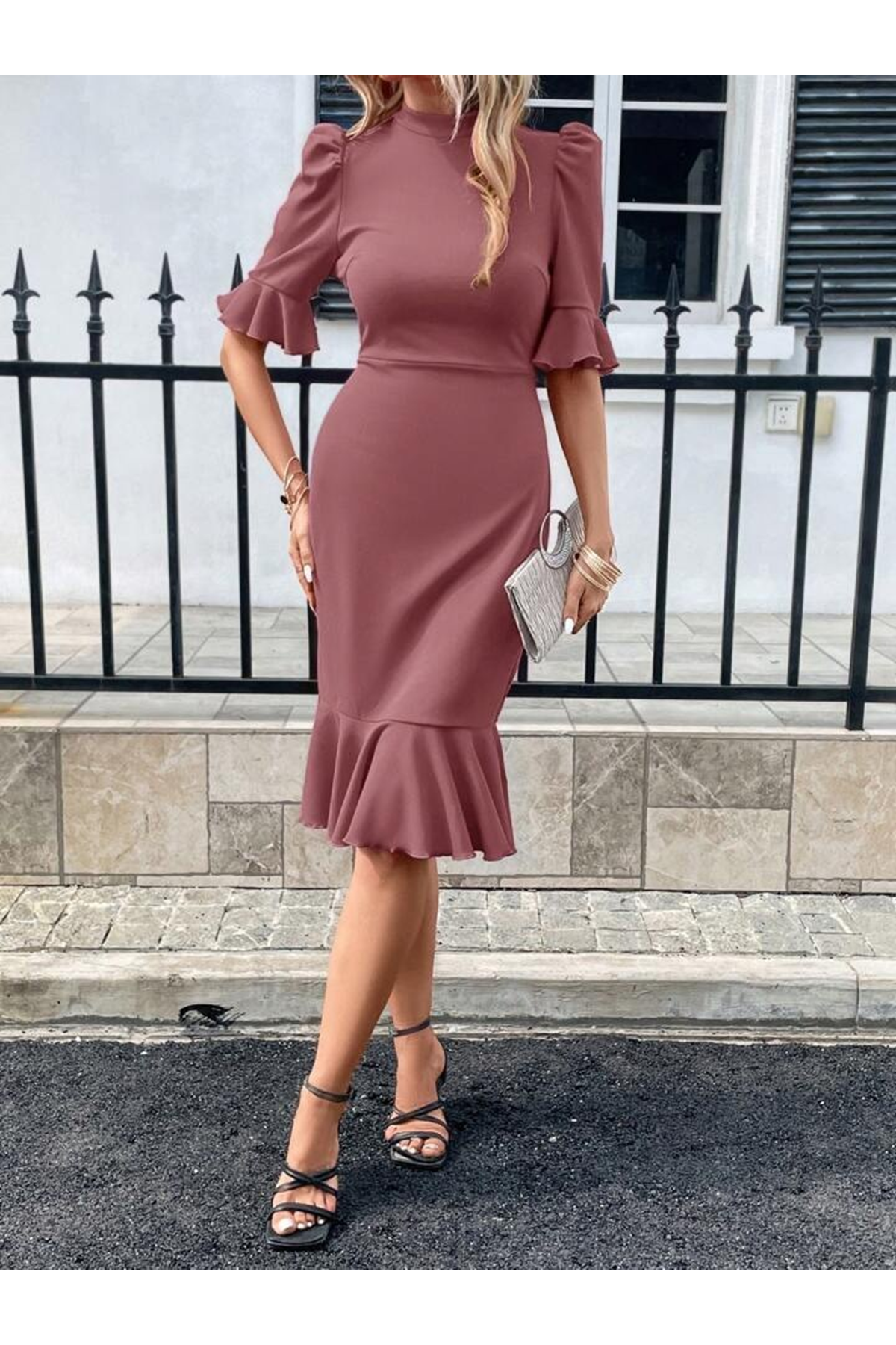 Kadın Kısa Kollu Yarı Balıkçı Yakalı Etek Ucu Fırfırlı Midi Ithal Krep Elbise