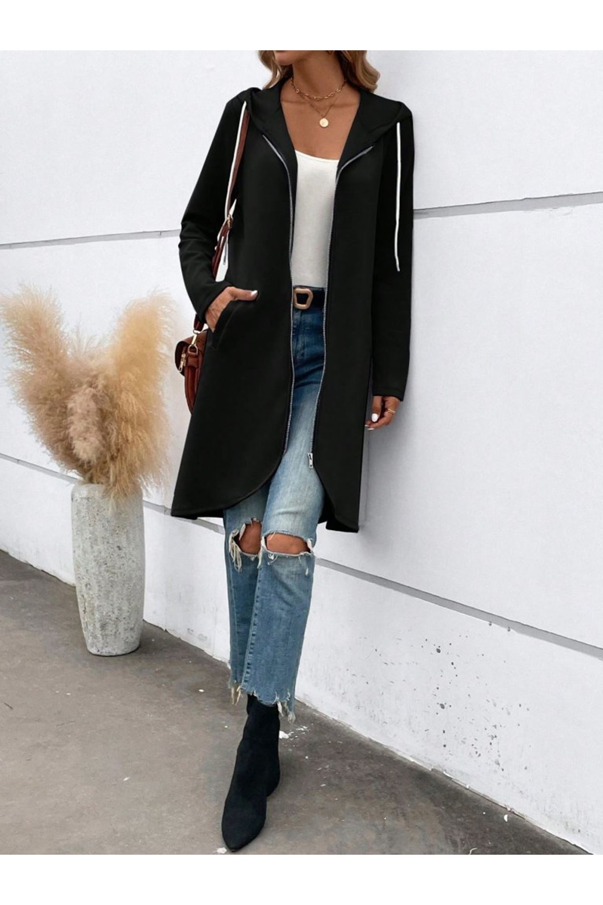 Kadın Uzun Kollu Kapşonlu önden Fermuarlı Midi Dalgıç Ceket