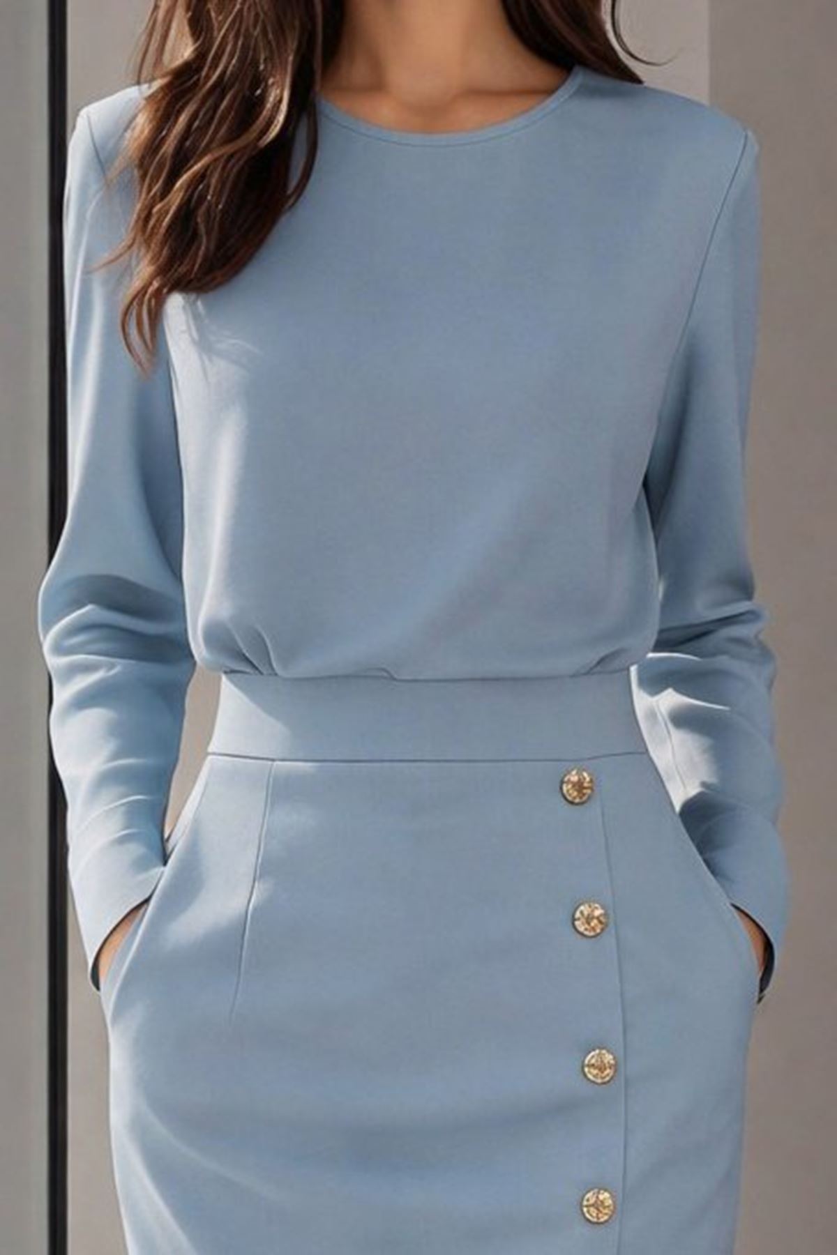 Kadın Uzun Kollu Bisiklet Yakalı Yandan Yırtmaçlı Düğmeli Midi Ithal Krep Elbise