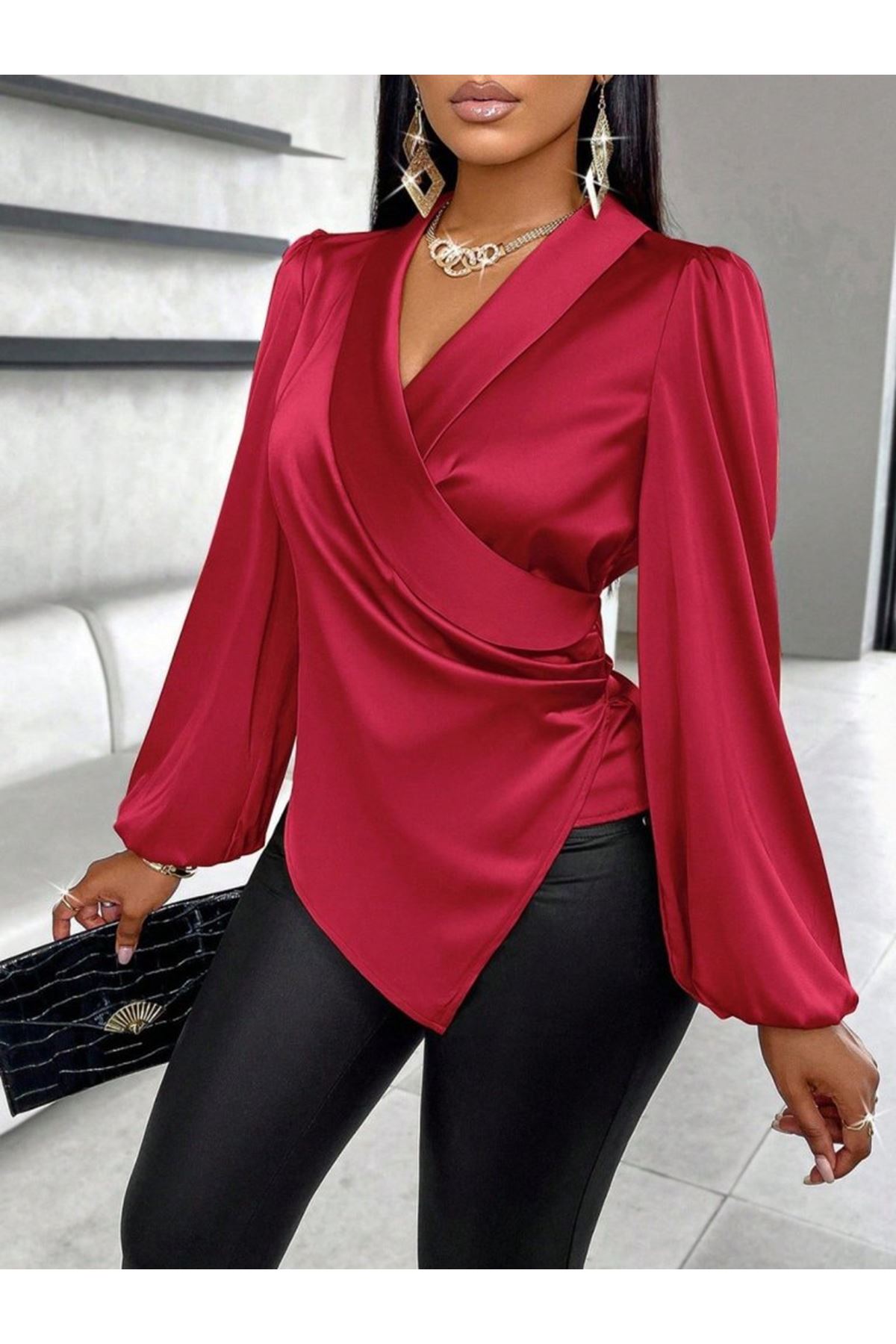 Kadın Uzun Kollu Kruvaze Yakalı Asimetrik Saten Bluz