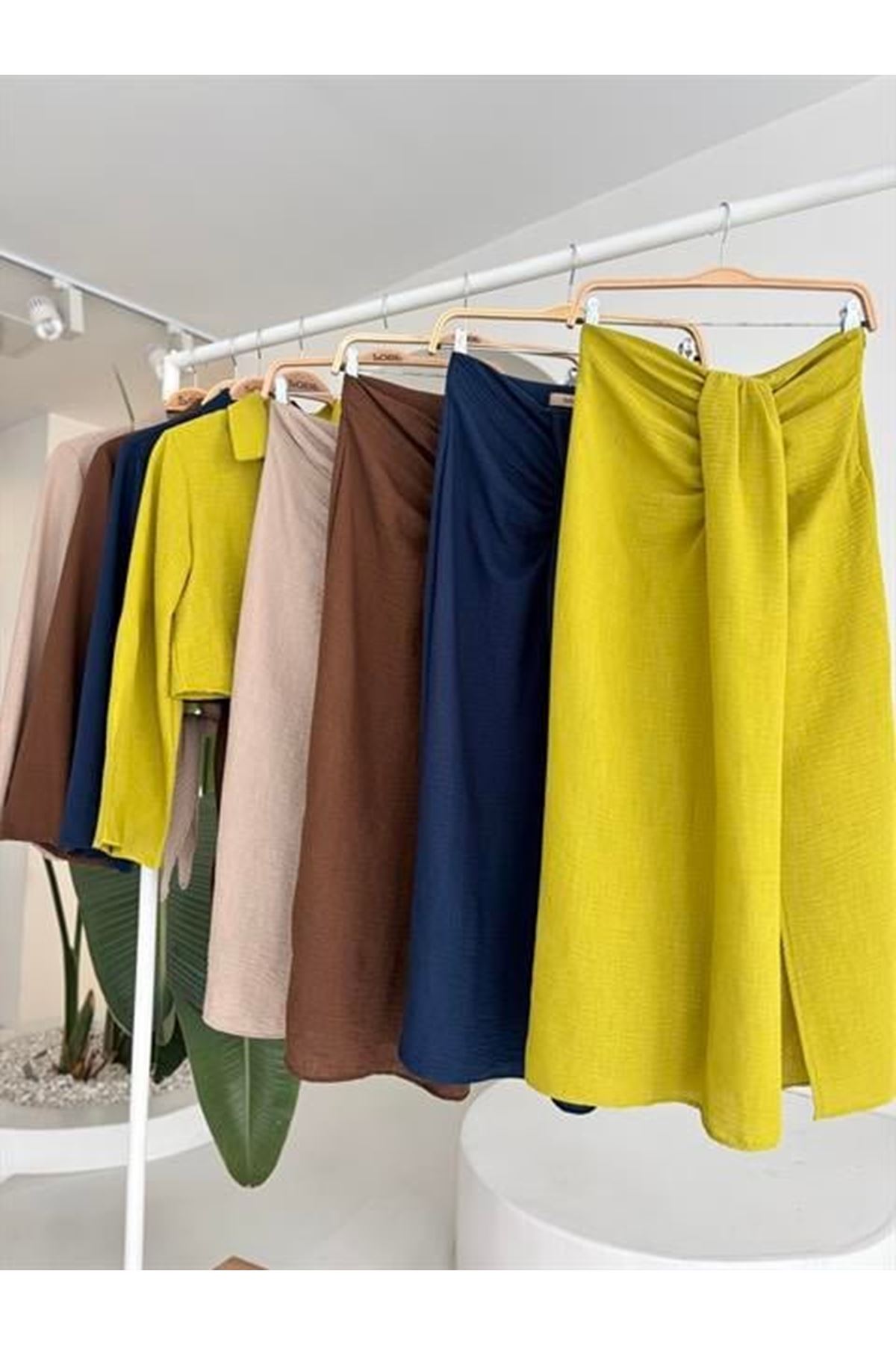 Crop Gömlekli Ve Eteği Büzgülü Tasarım Takım 10195